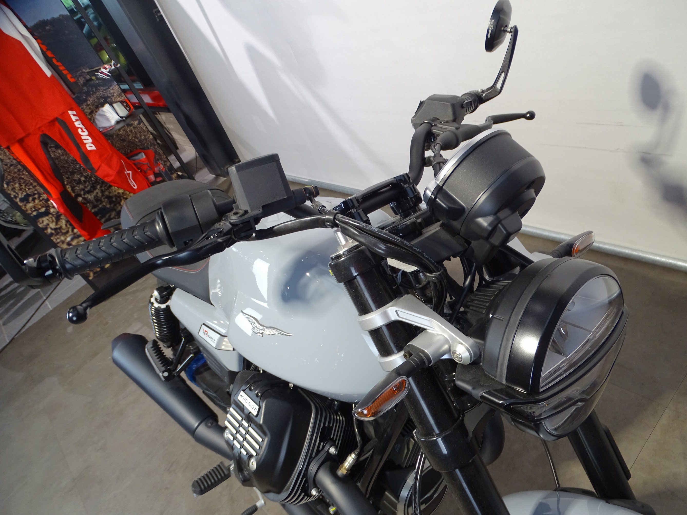 MOTO GUZZI V 7 SPORT