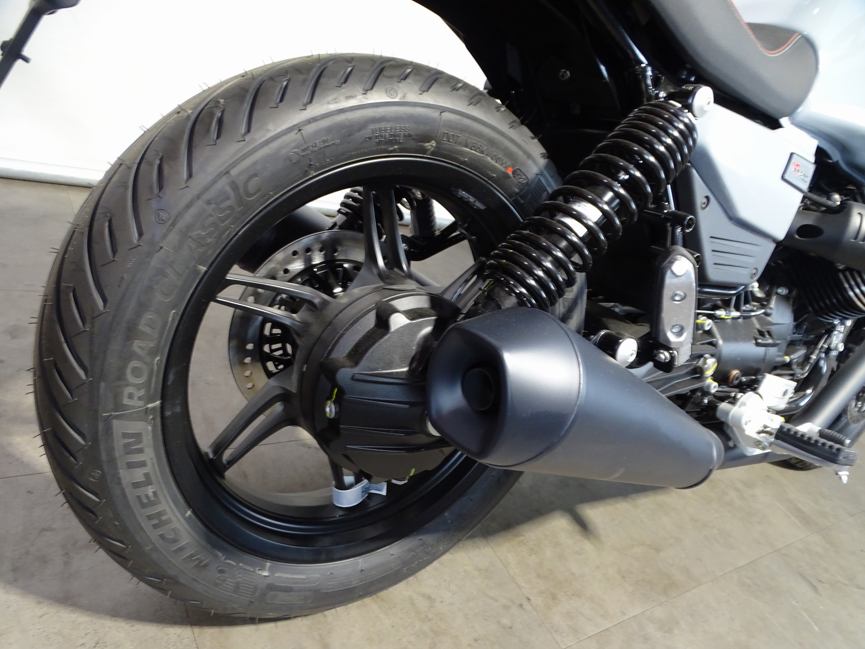 MOTO GUZZI V 7 SPORT