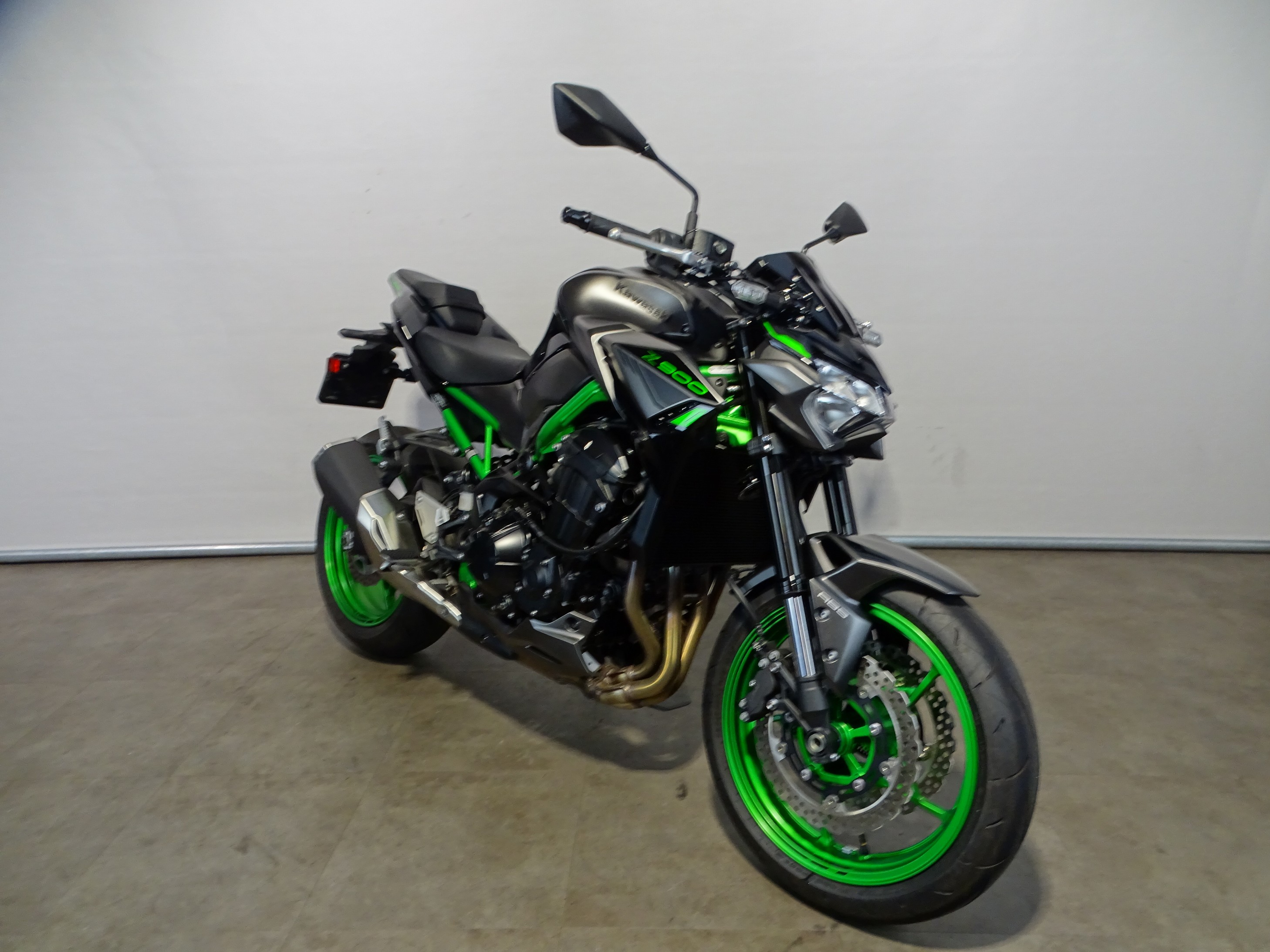 KAWASAKI - Z 900