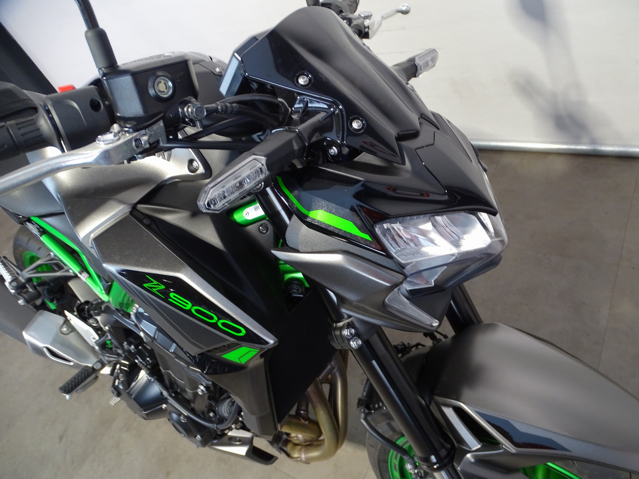 KAWASAKI - Z 900
