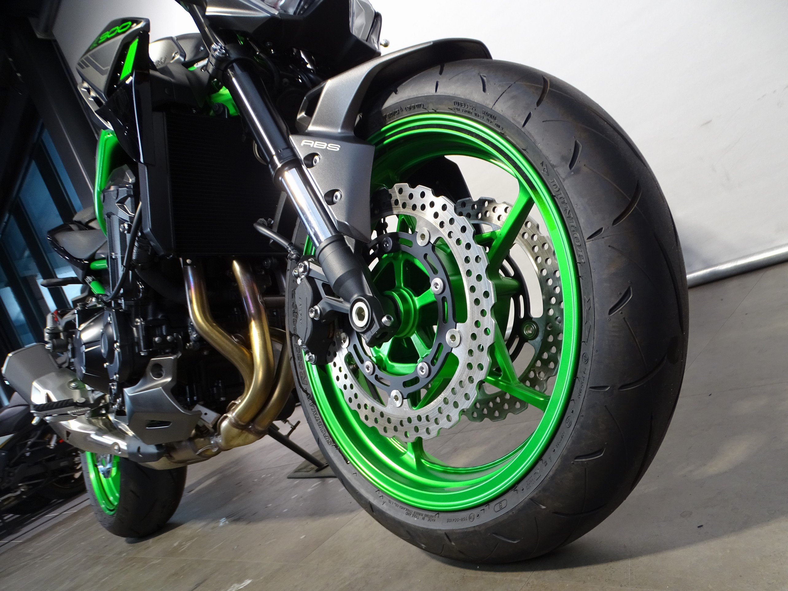 KAWASAKI - Z 900
