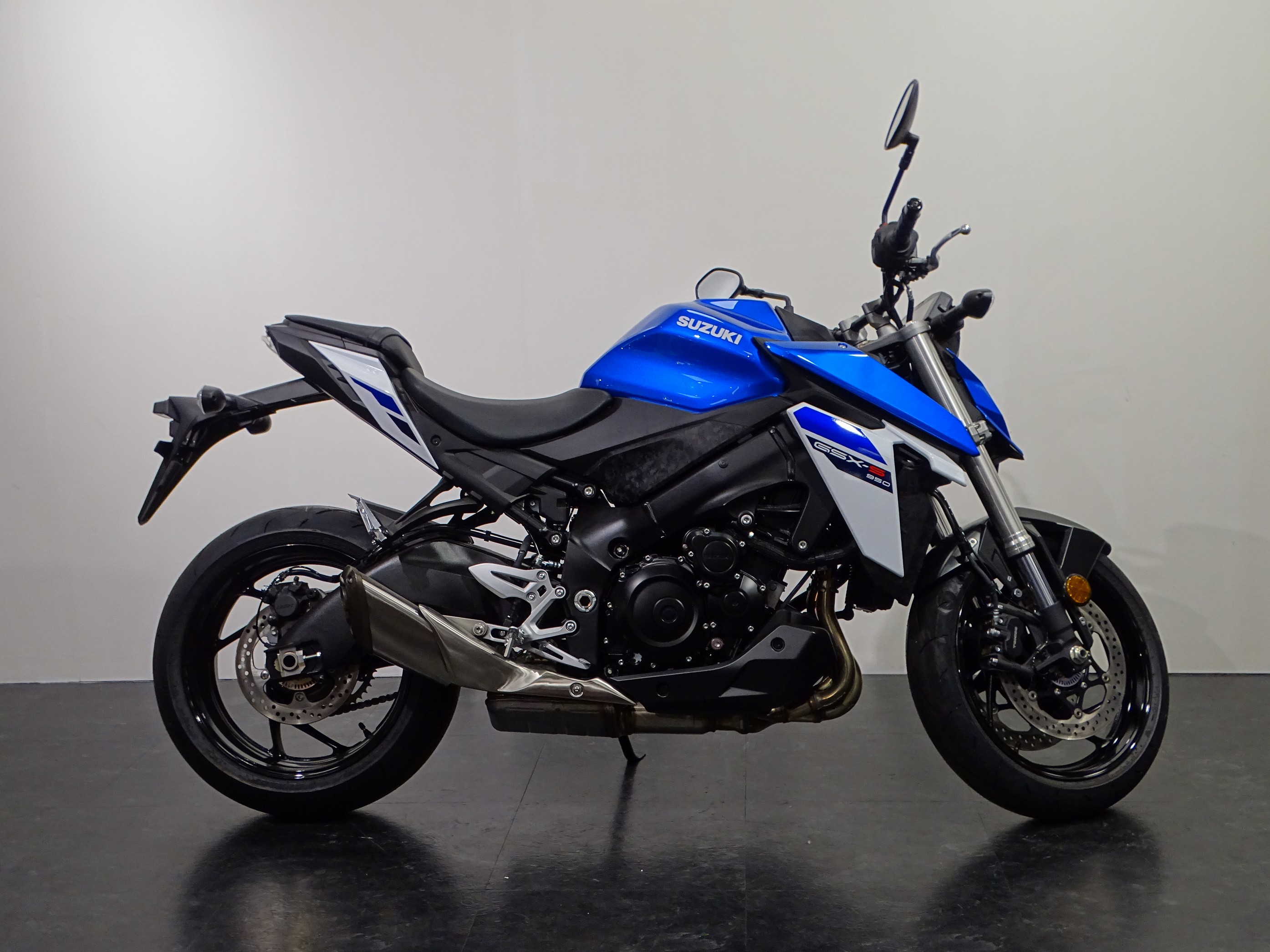 SUZUKI GSX-S 950
