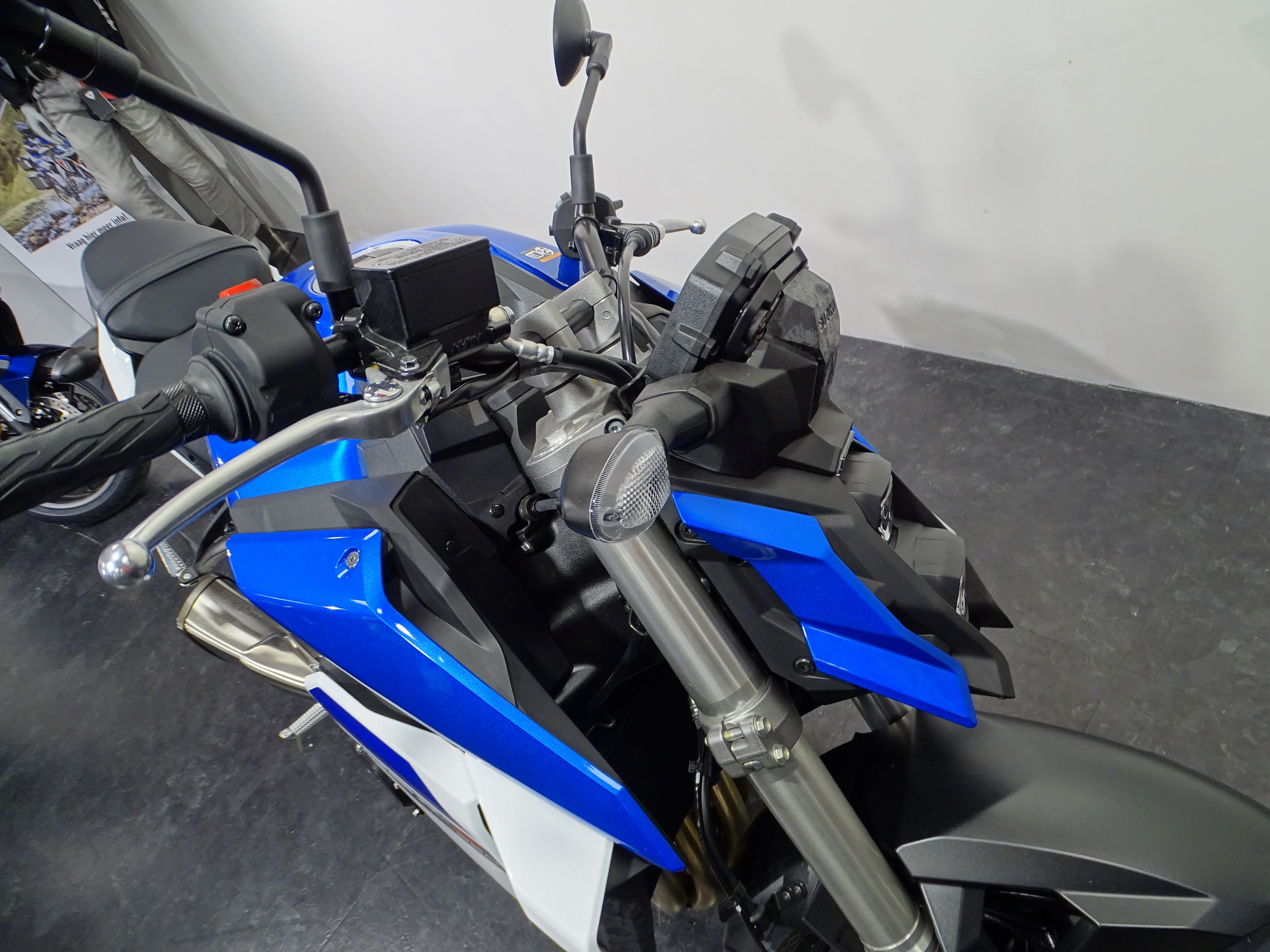 SUZUKI GSX-S 950