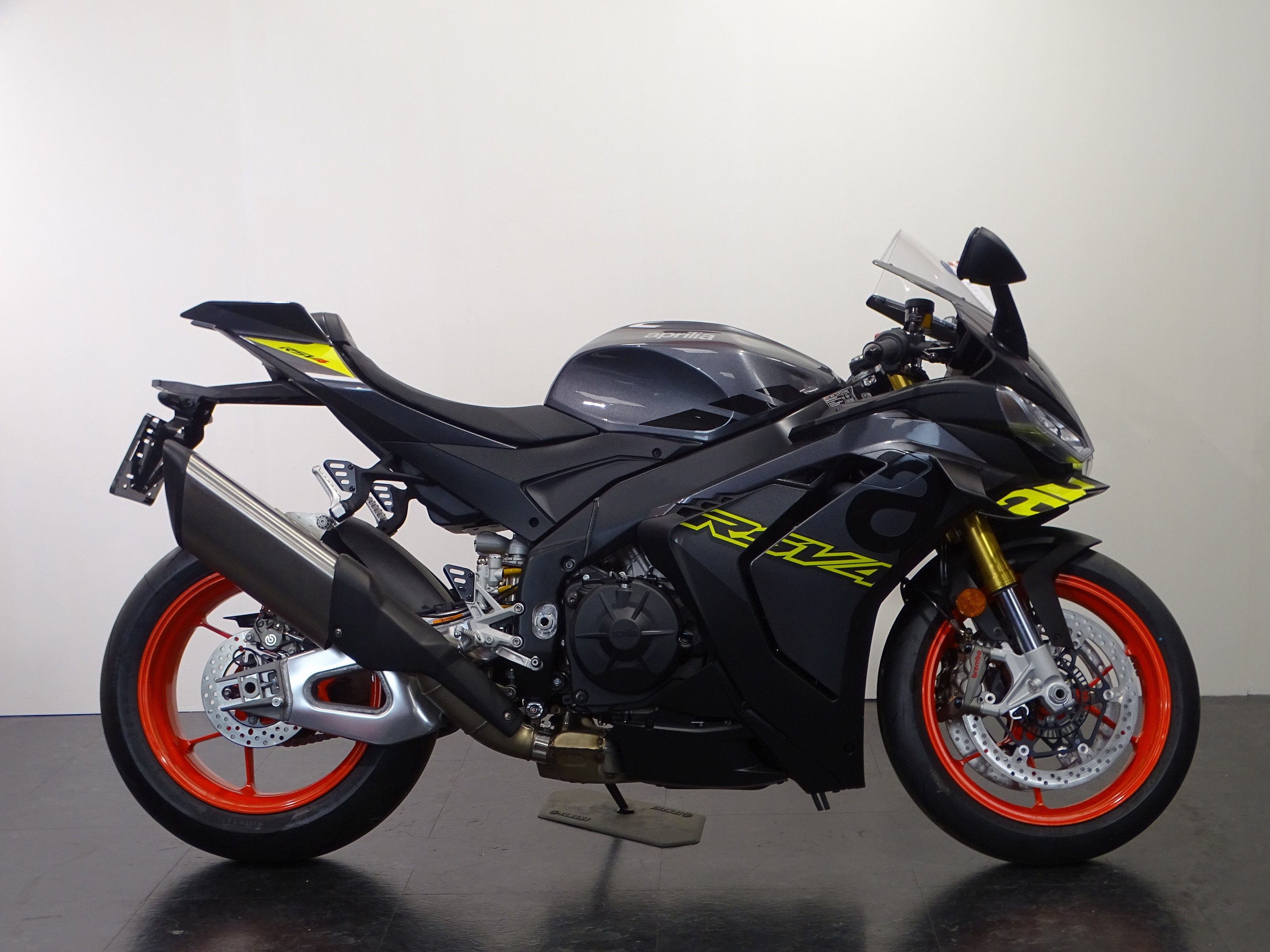 APRILIA RSV4 1100
