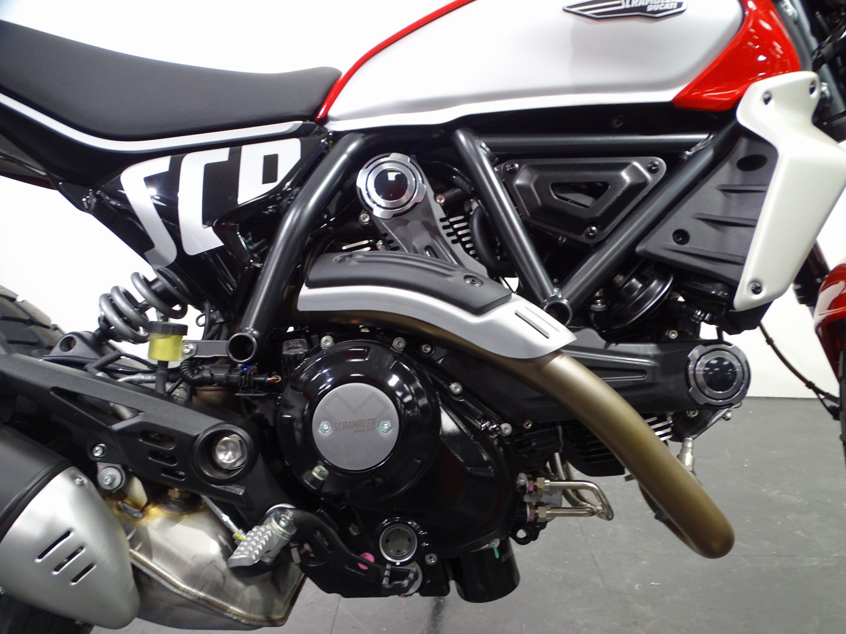 DUCATI SCRAMBLER ICON