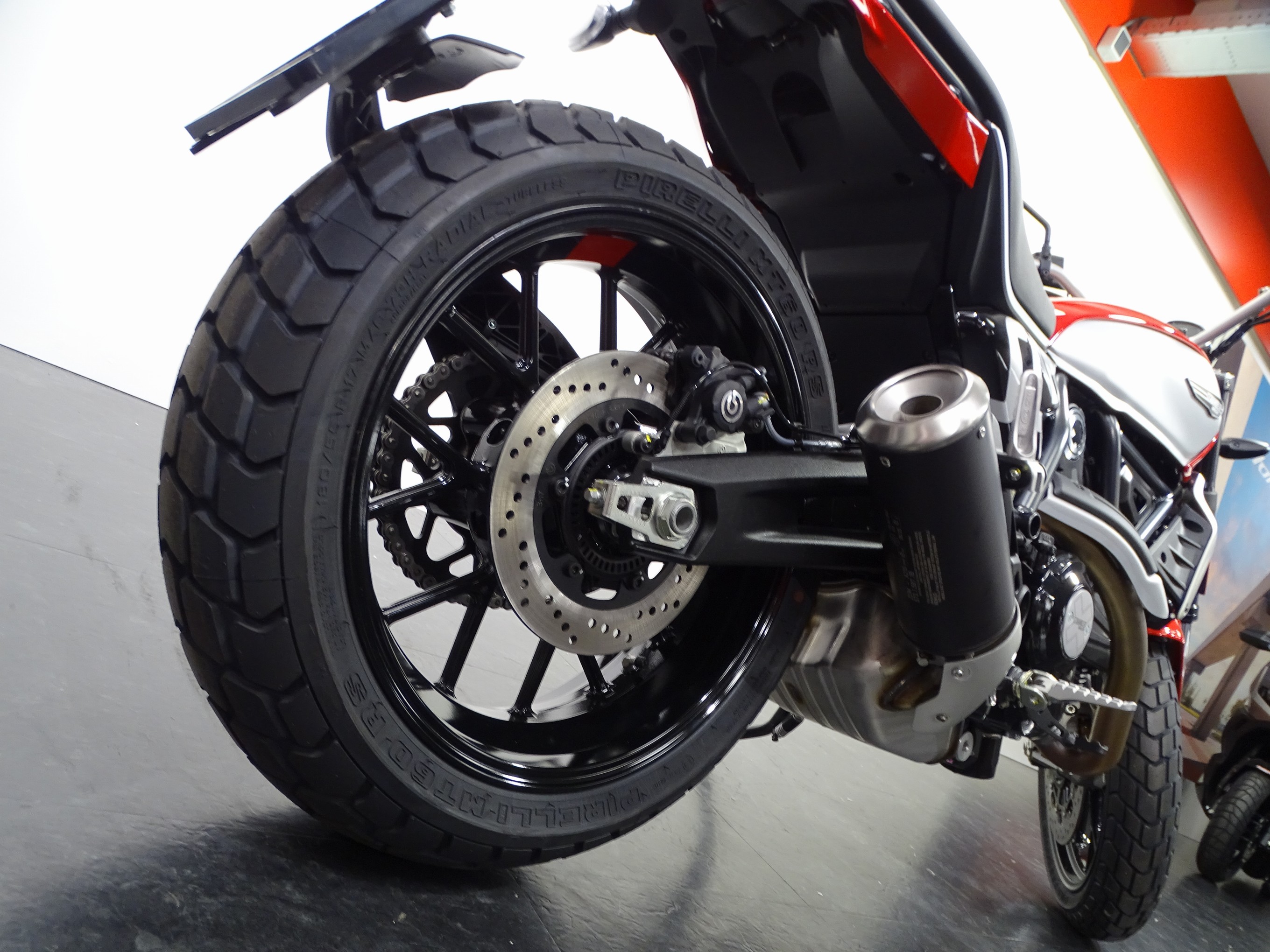 DUCATI SCRAMBLER ICON