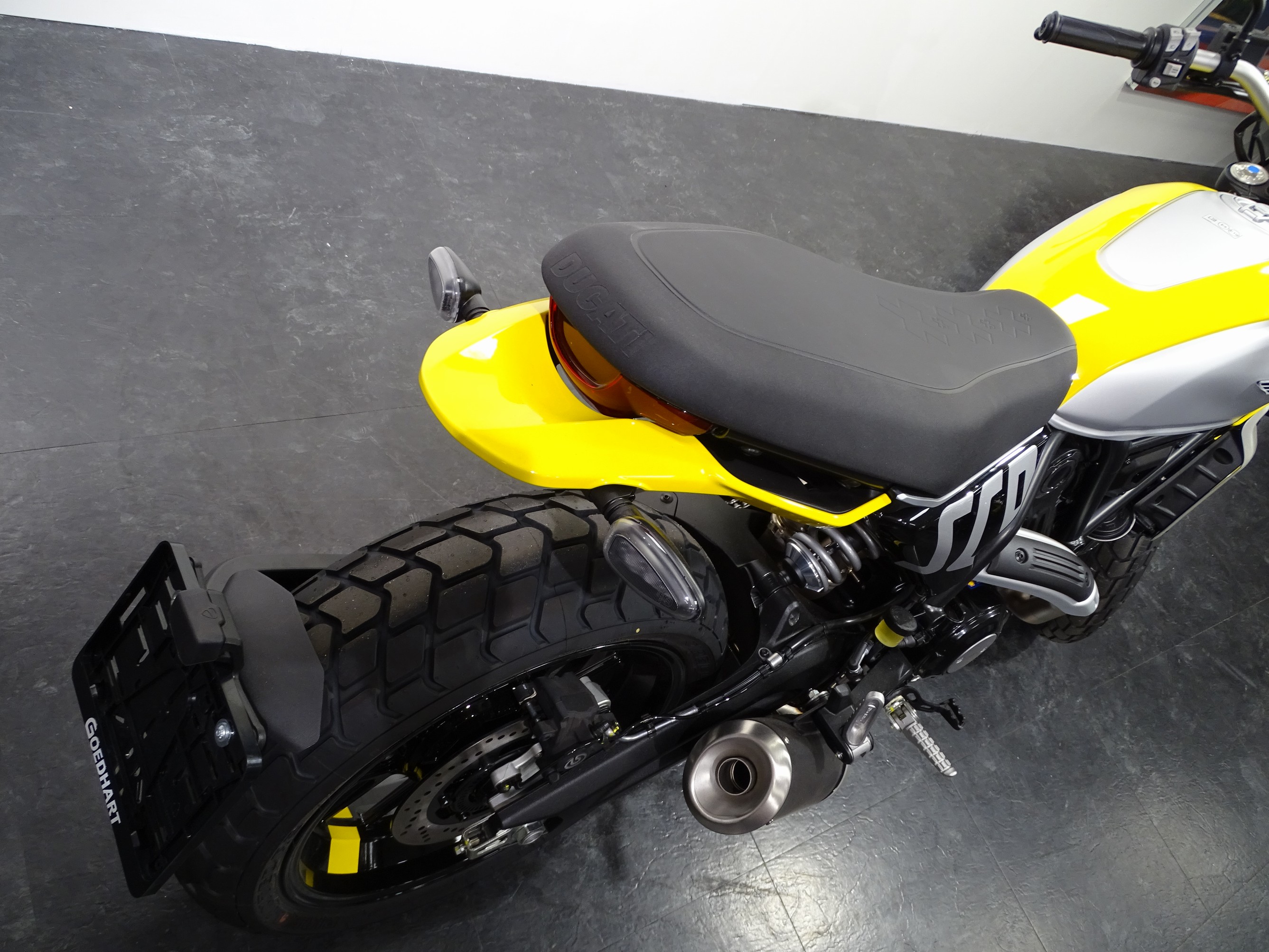 DUCATI SCRAMBLER ICON