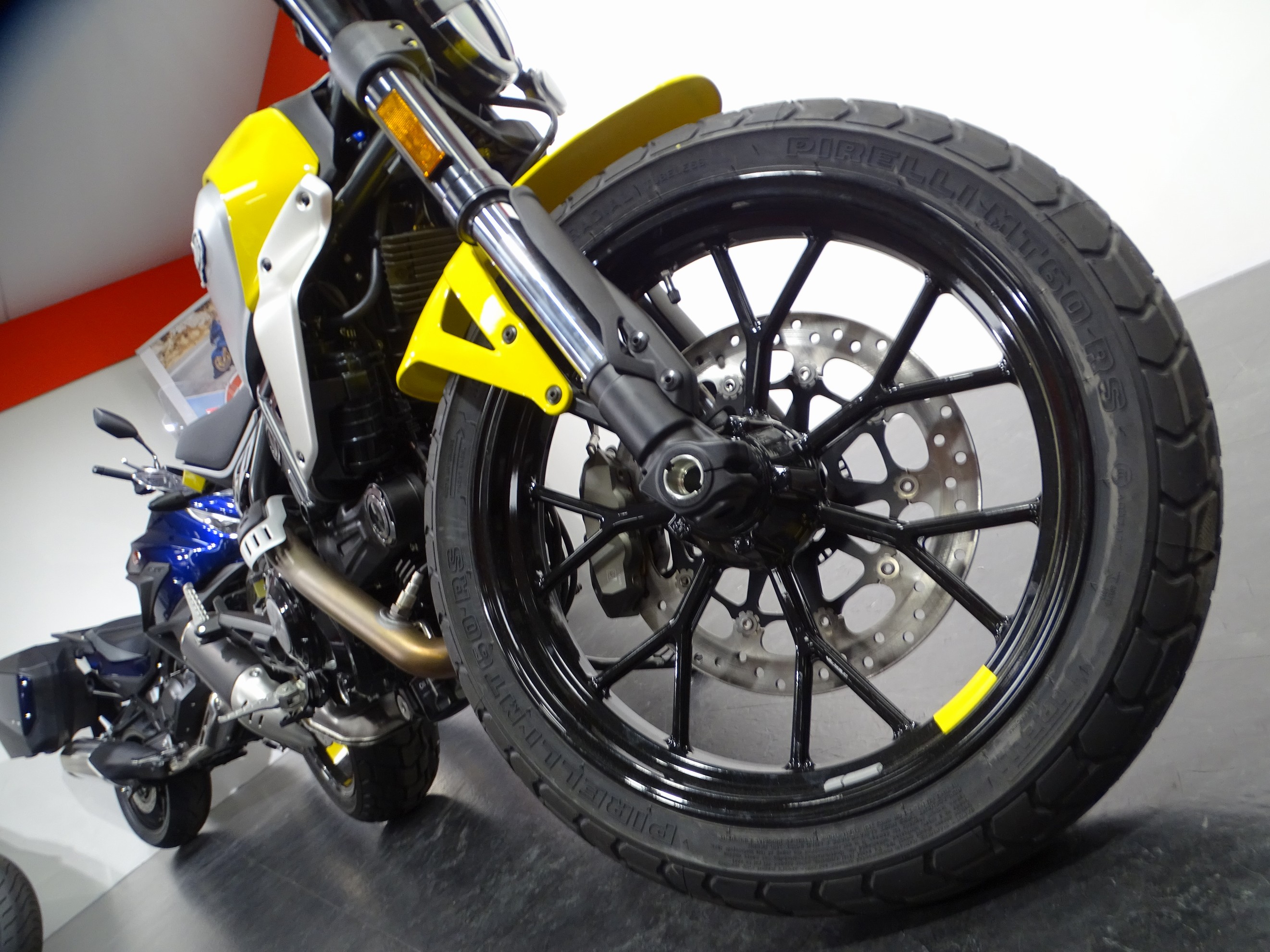 DUCATI SCRAMBLER ICON