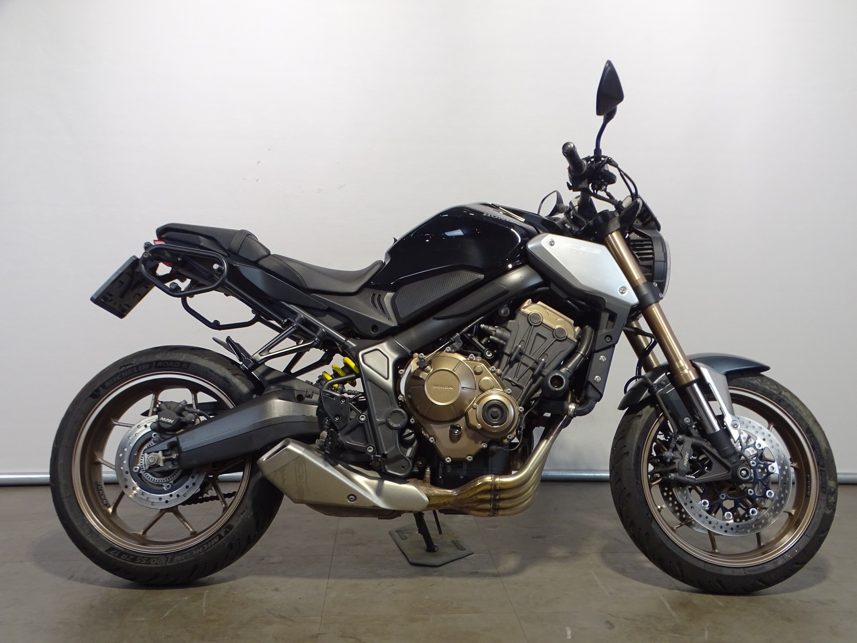 HONDA CB 650 R