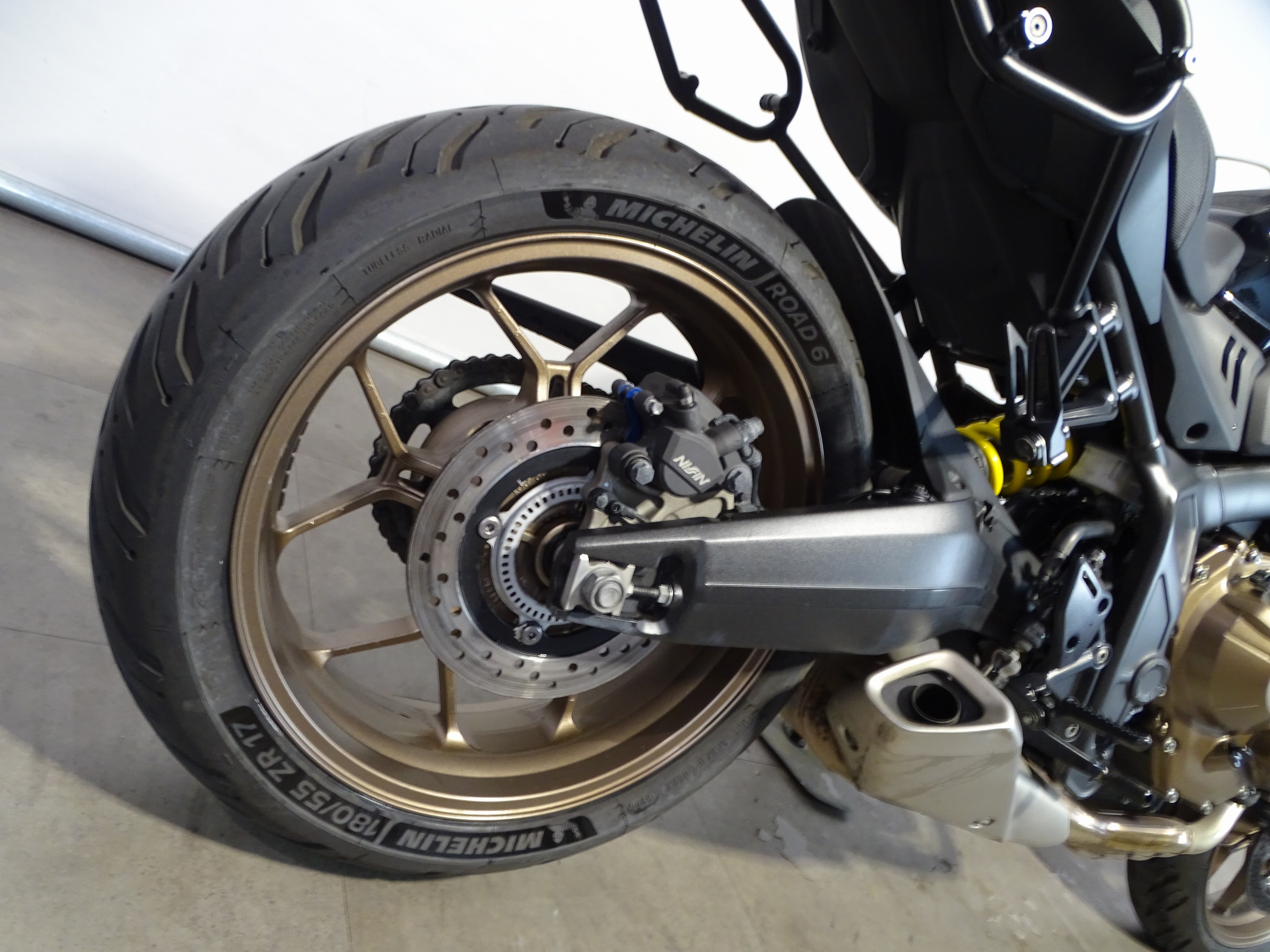 HONDA CB 650 R