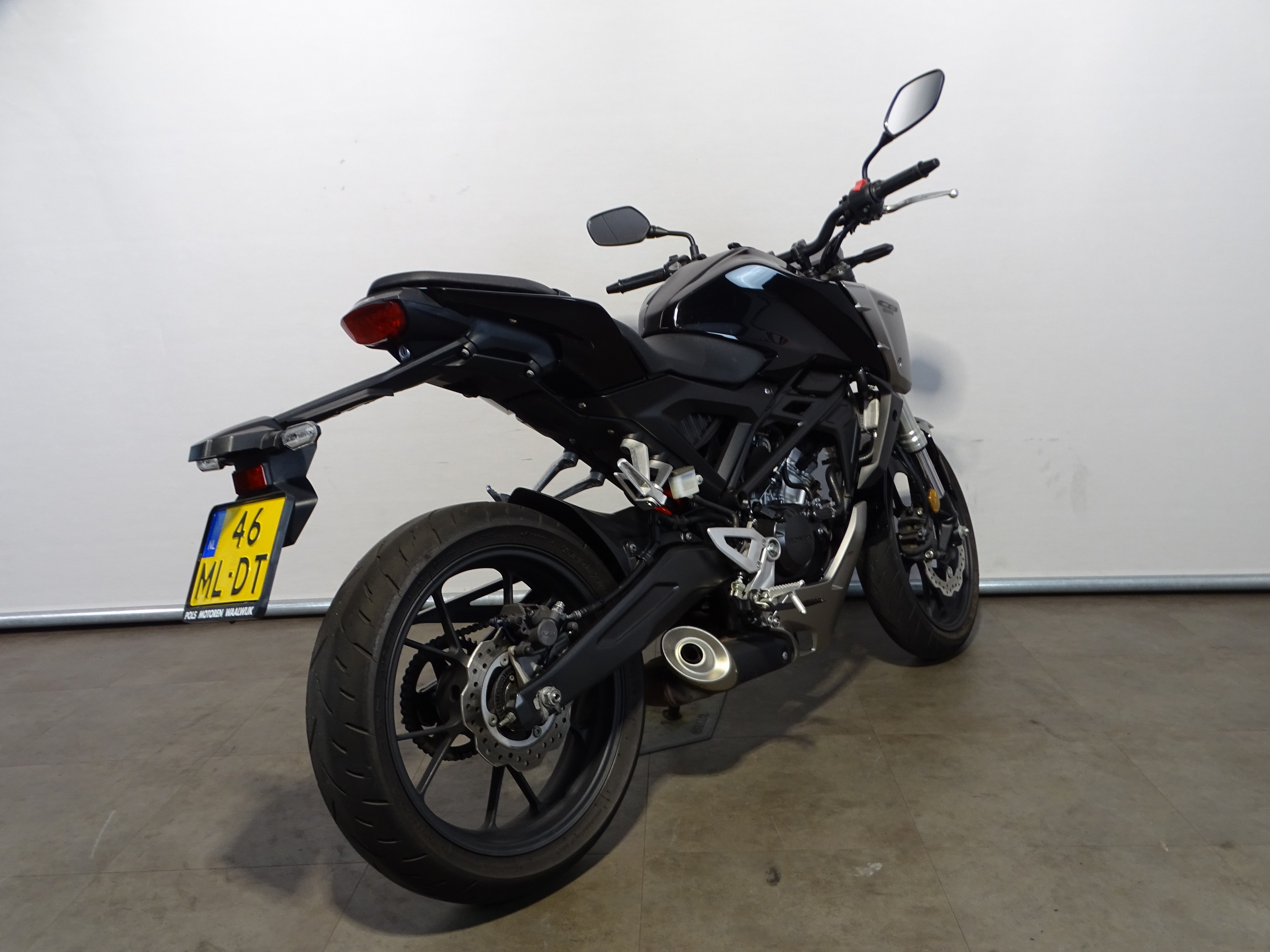 HONDA CB 125 R