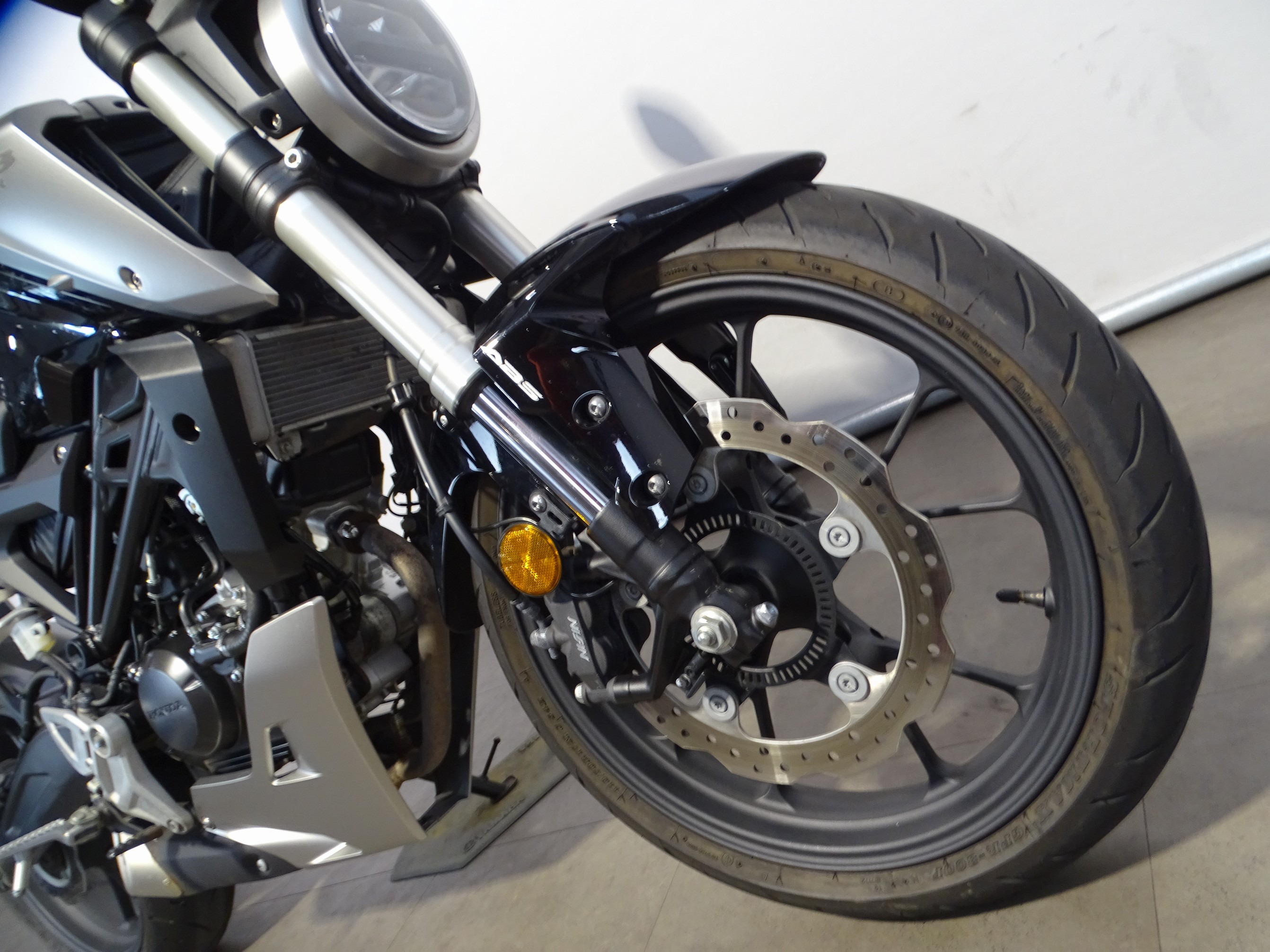 HONDA CB 125 R