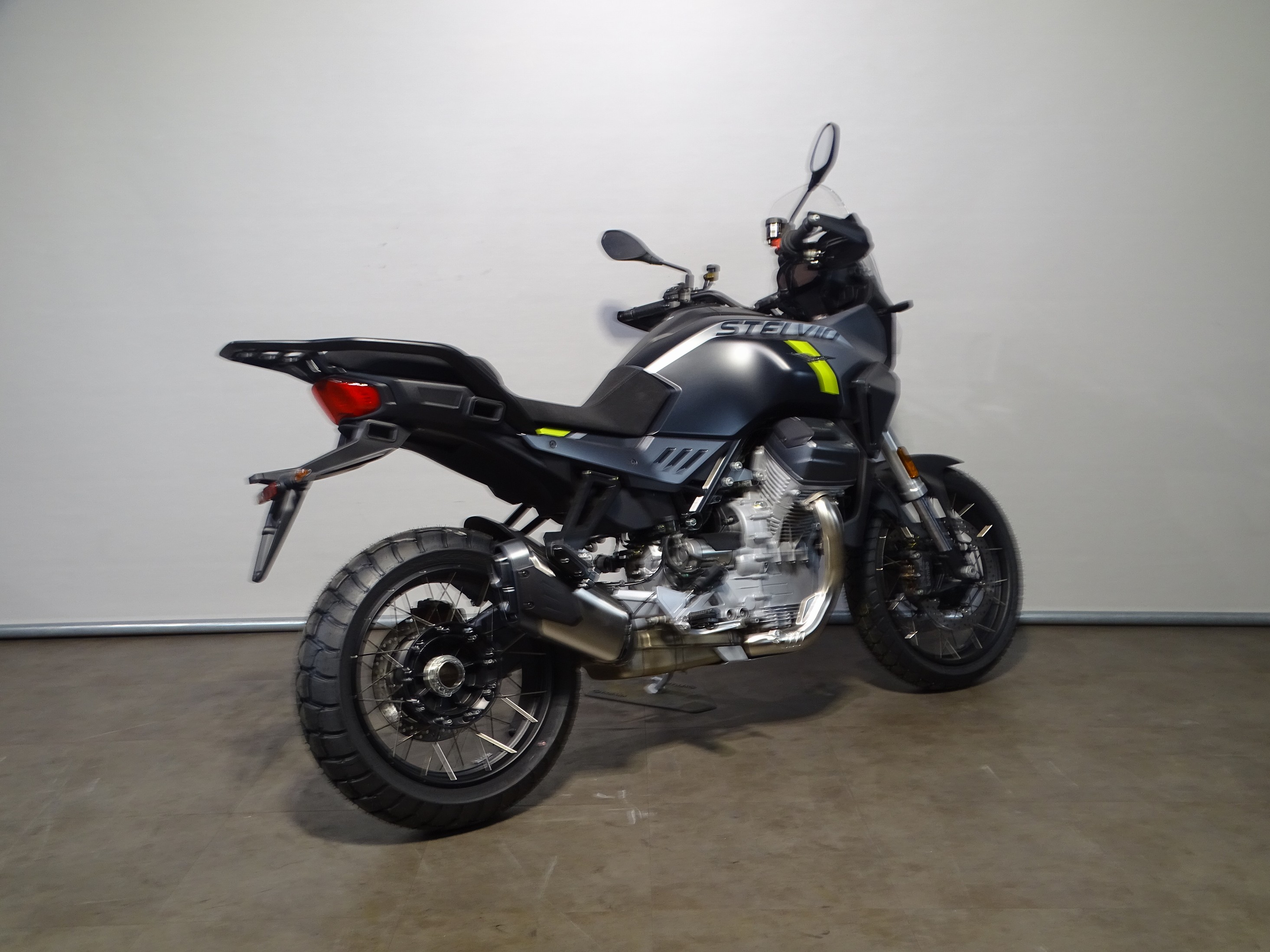 MOTO GUZZI STELVIO