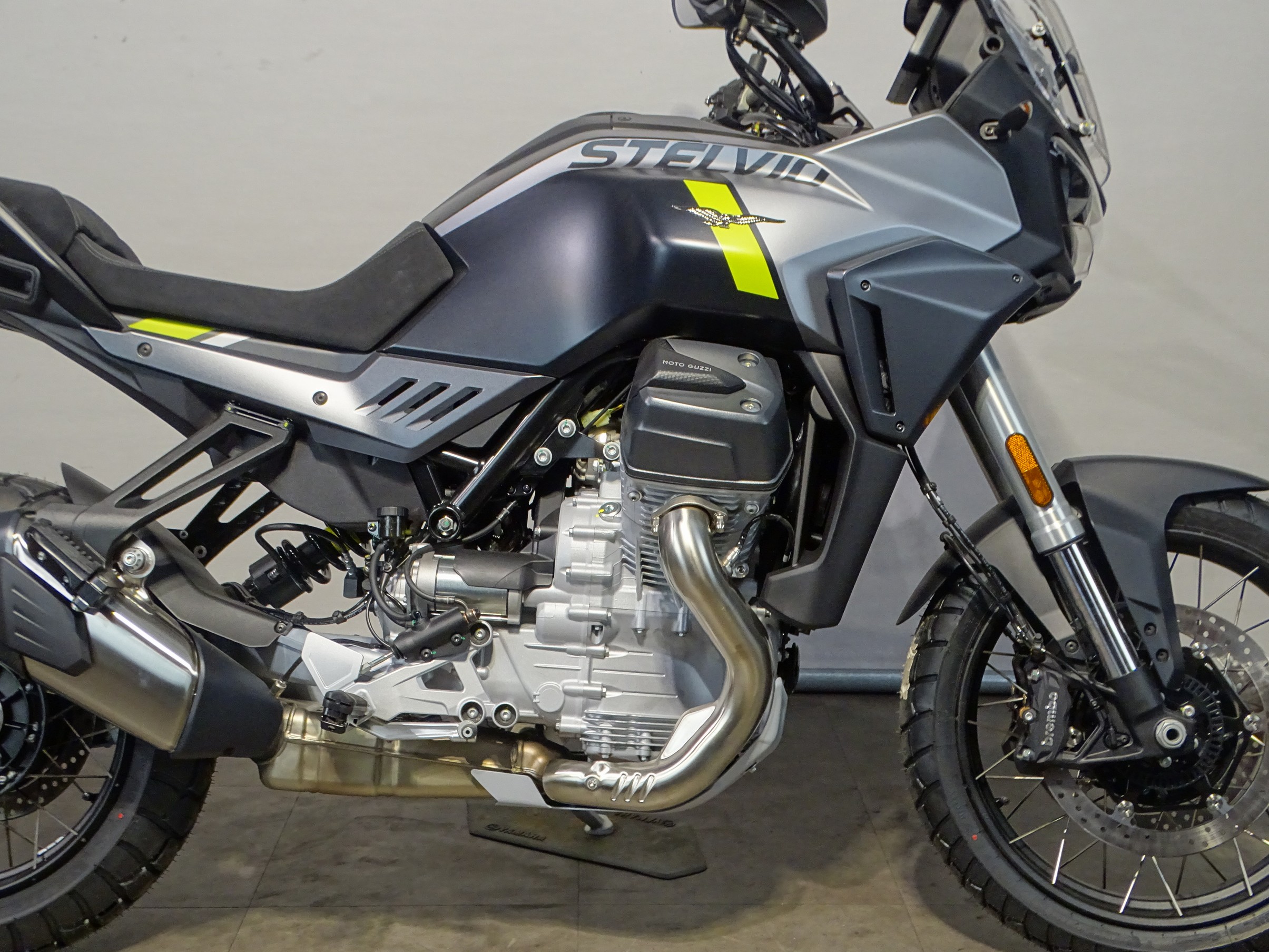 MOTO GUZZI STELVIO