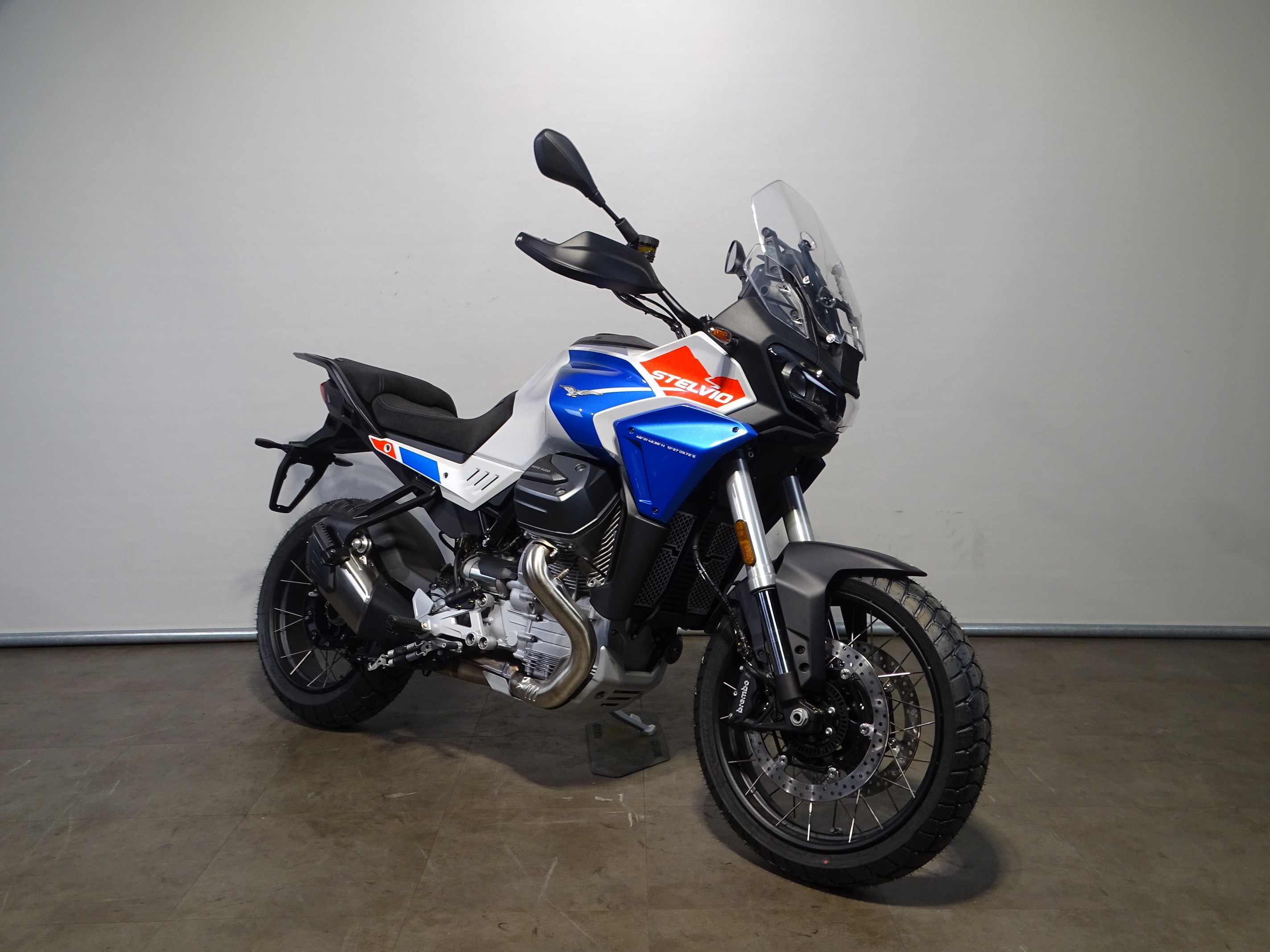 MOTO GUZZI STELVIO DUECENTO TRIBUTO