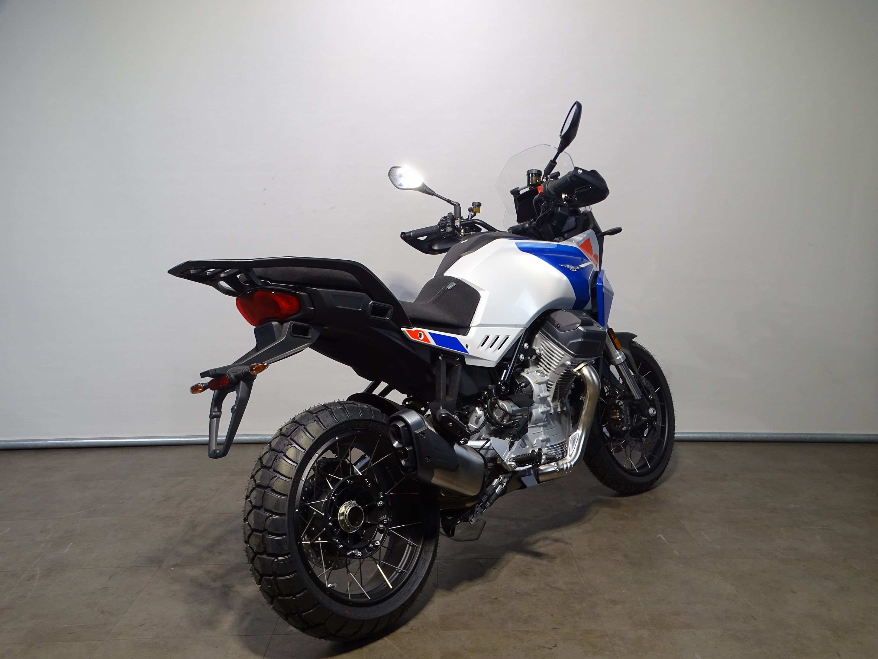 MOTO GUZZI STELVIO DUECENTO TRIBUTO