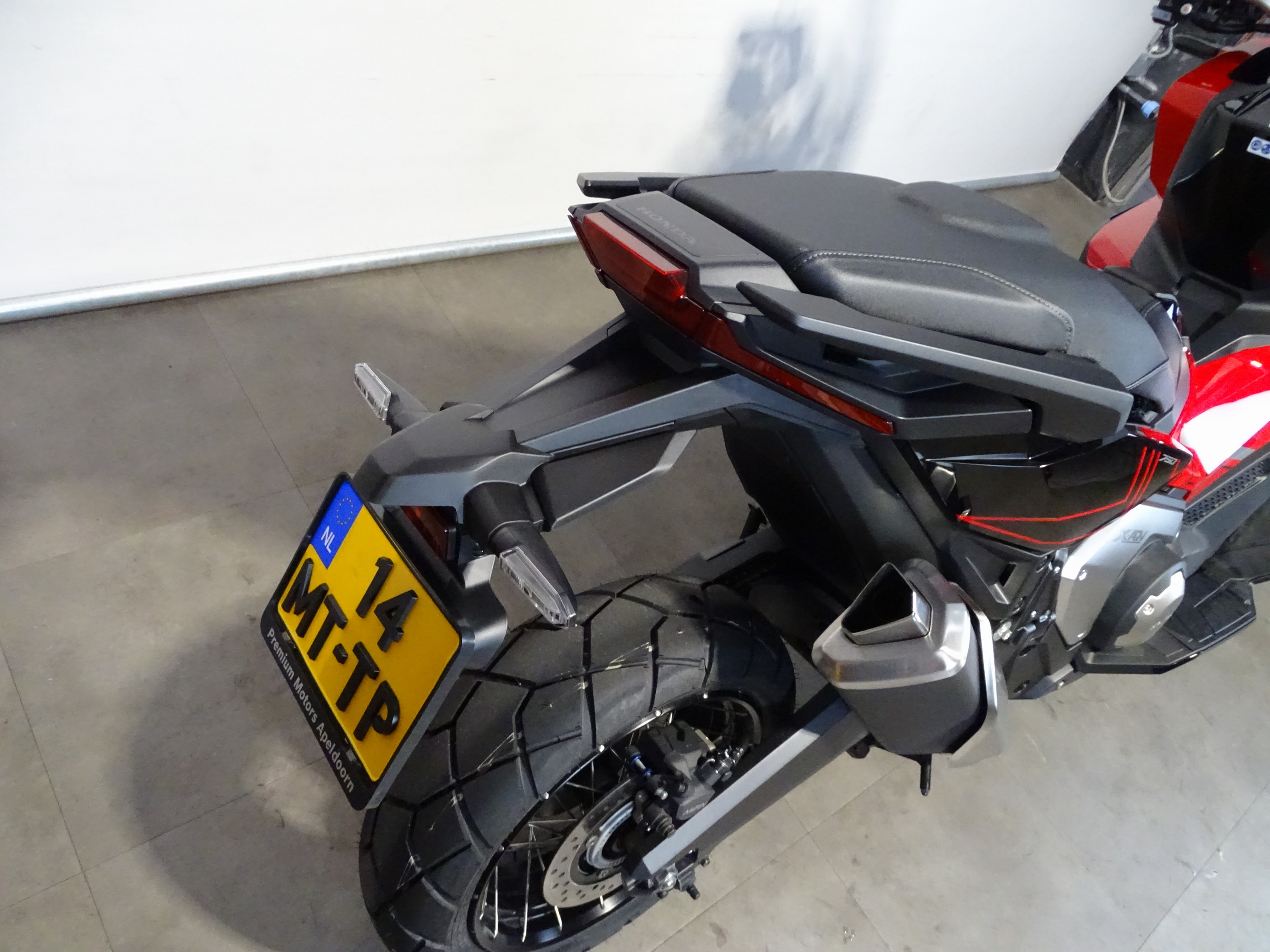 HONDA X-ADV