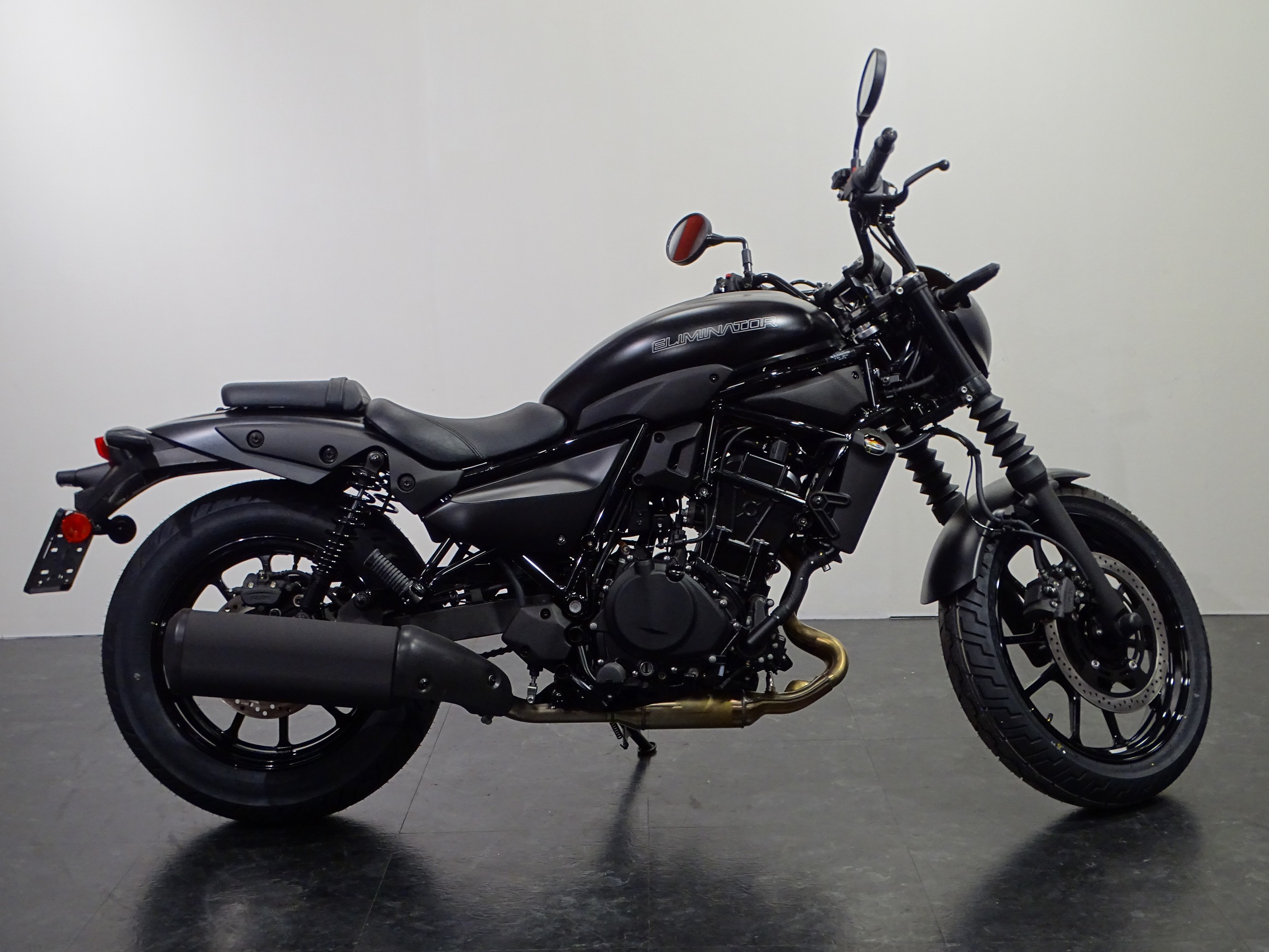 KAWASAKI ELIMINATOR 500 SE