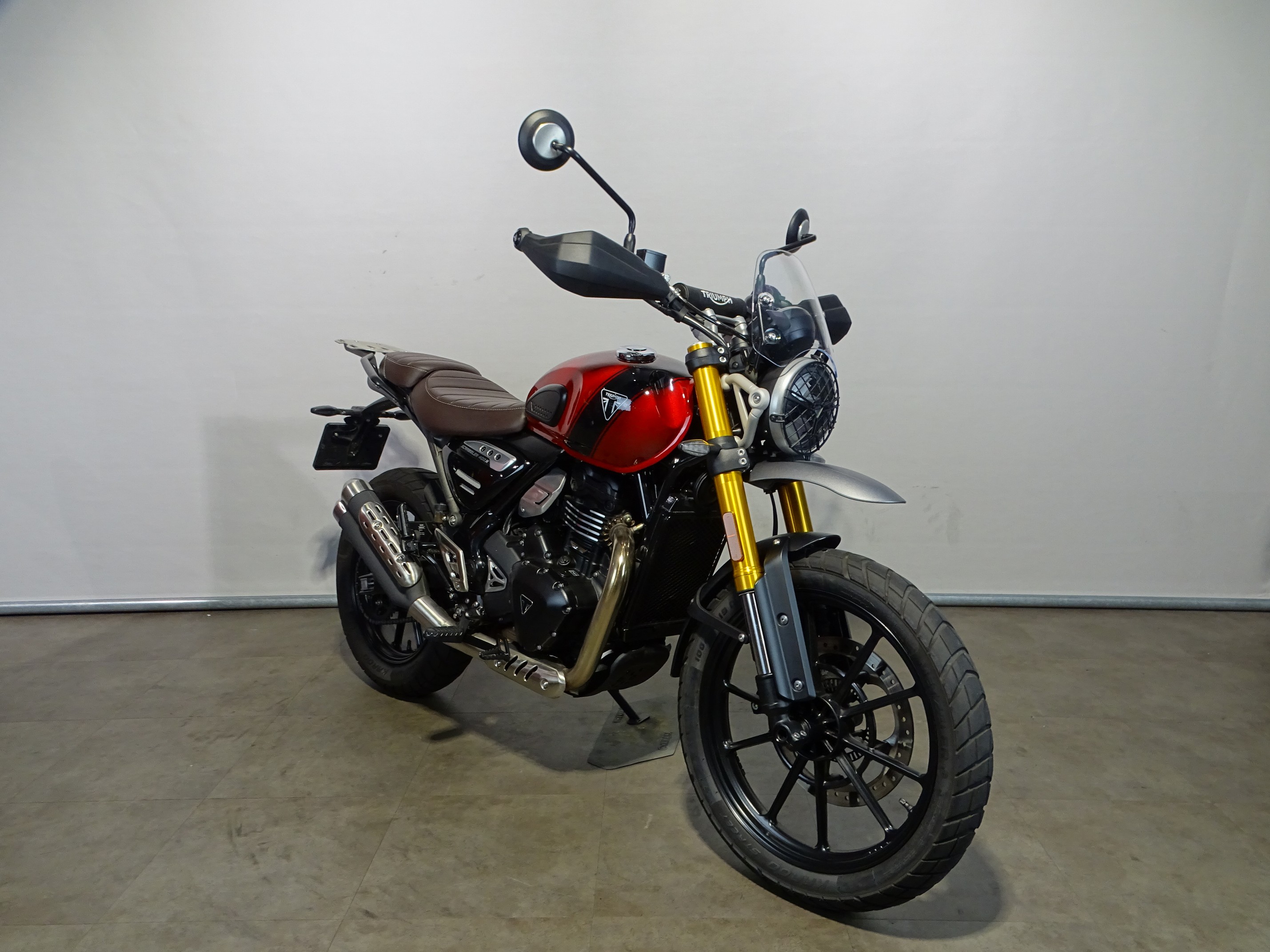 TRIUMPH SCRAMBLER 400 X
