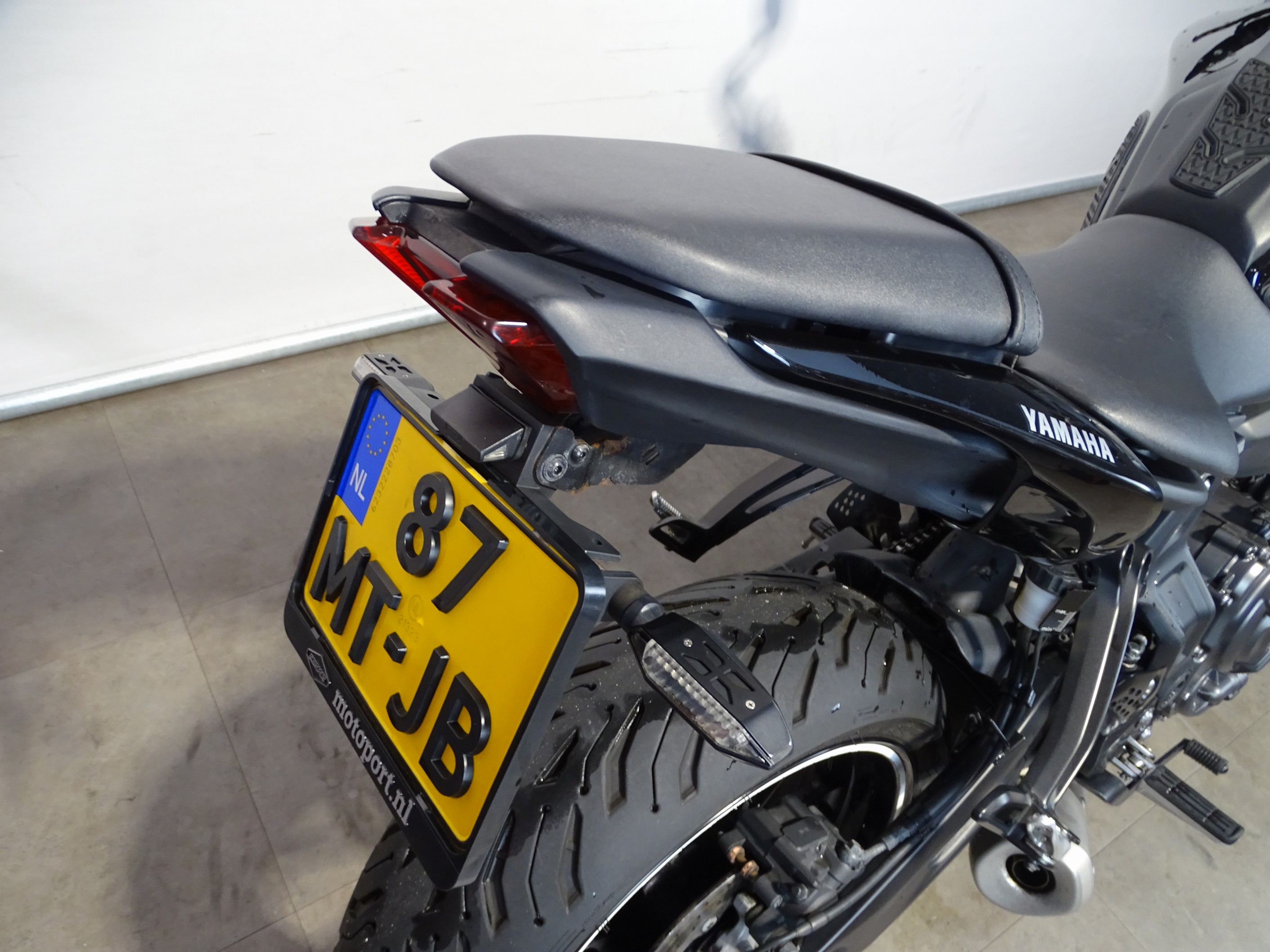 YAMAHA MT-07