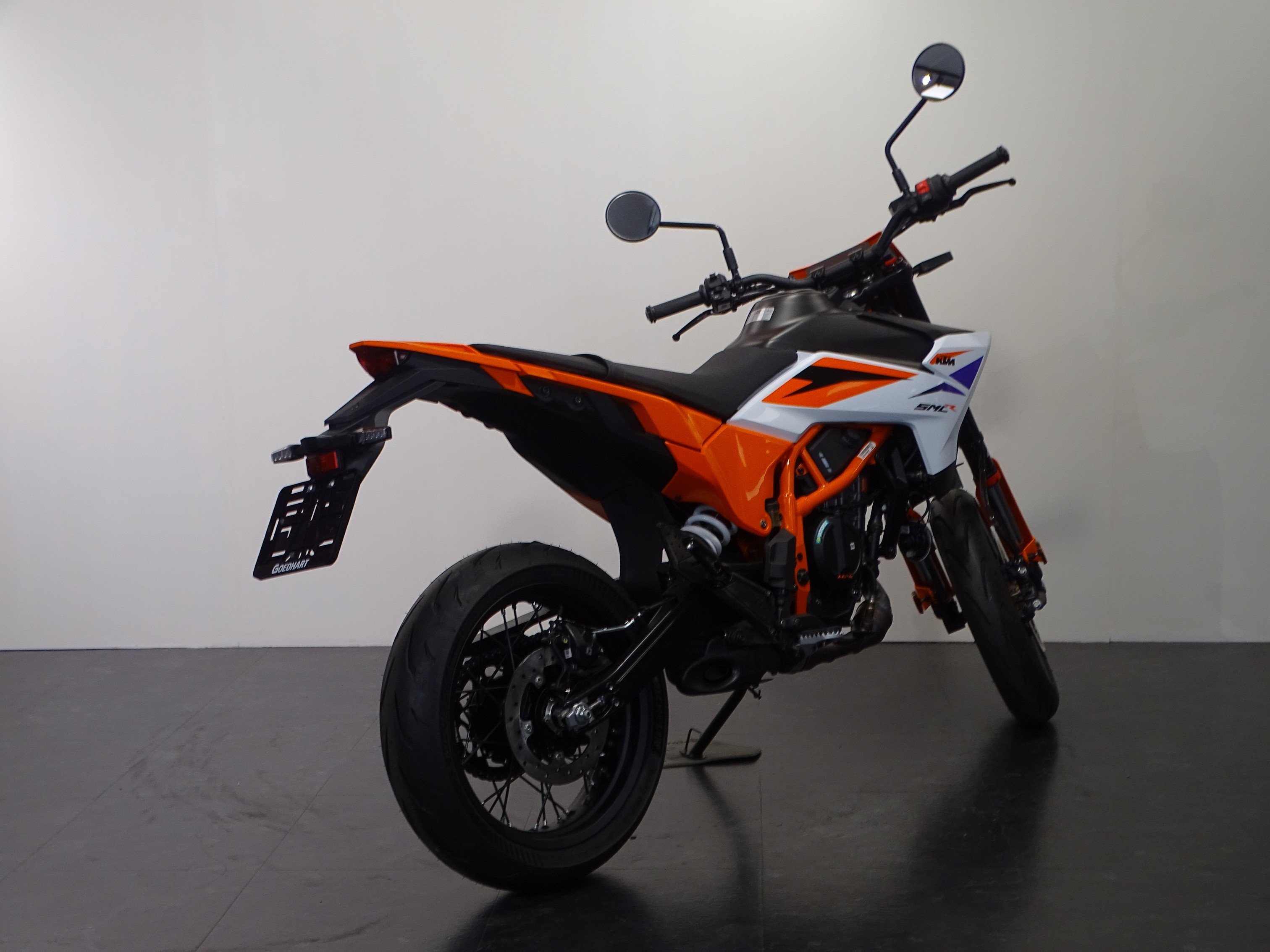 KTM 390 SMC-R