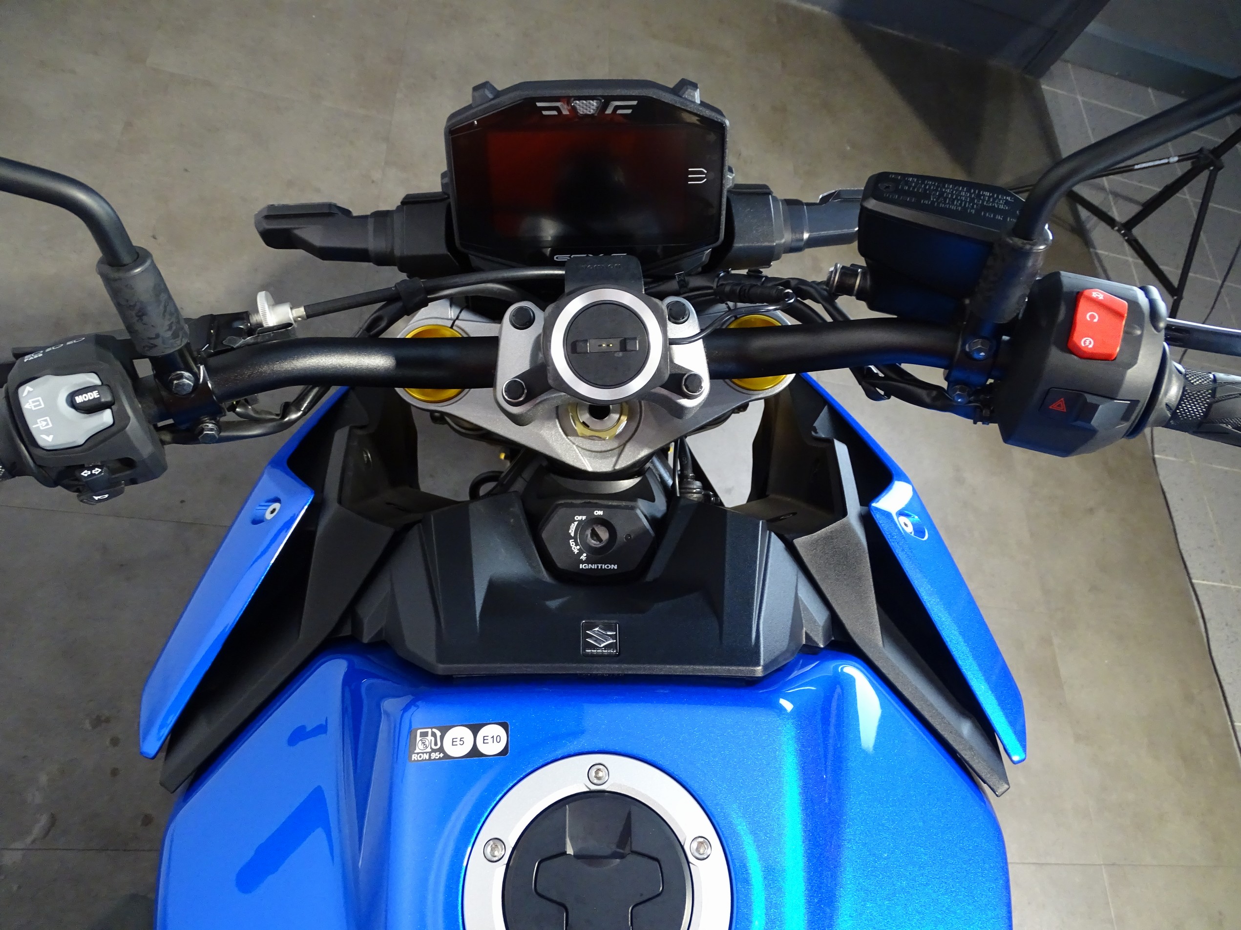 SUZUKI GSX-S 1000 A