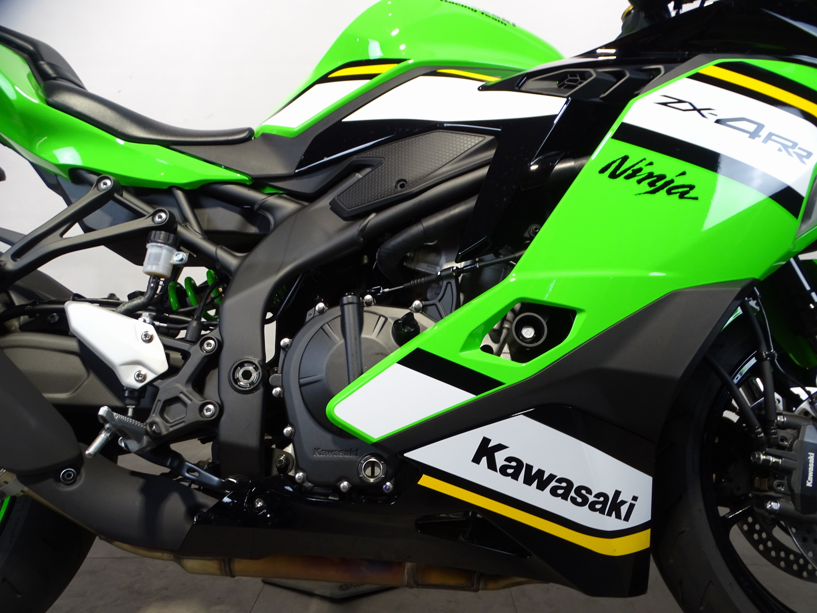 KAWASAKI ZX-4 RR