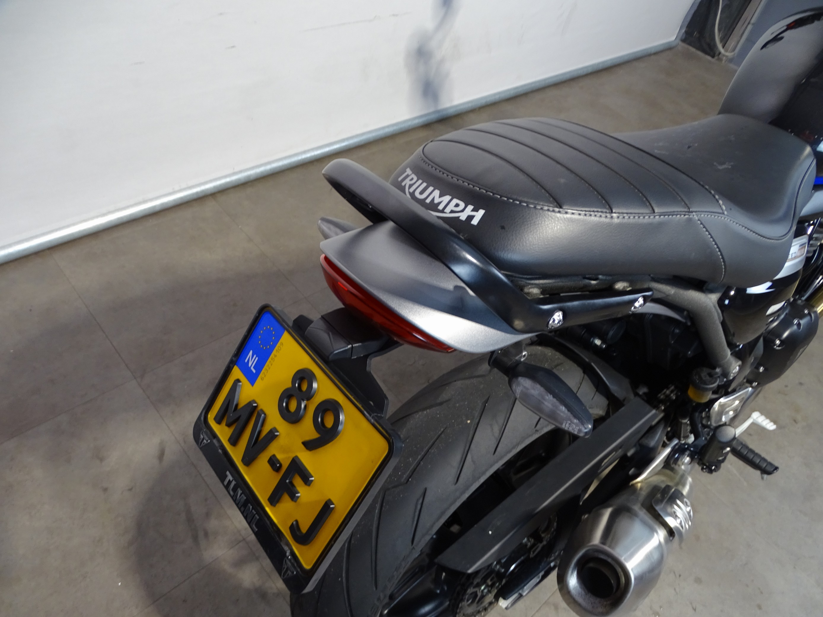 TRIUMPH SPEED 400