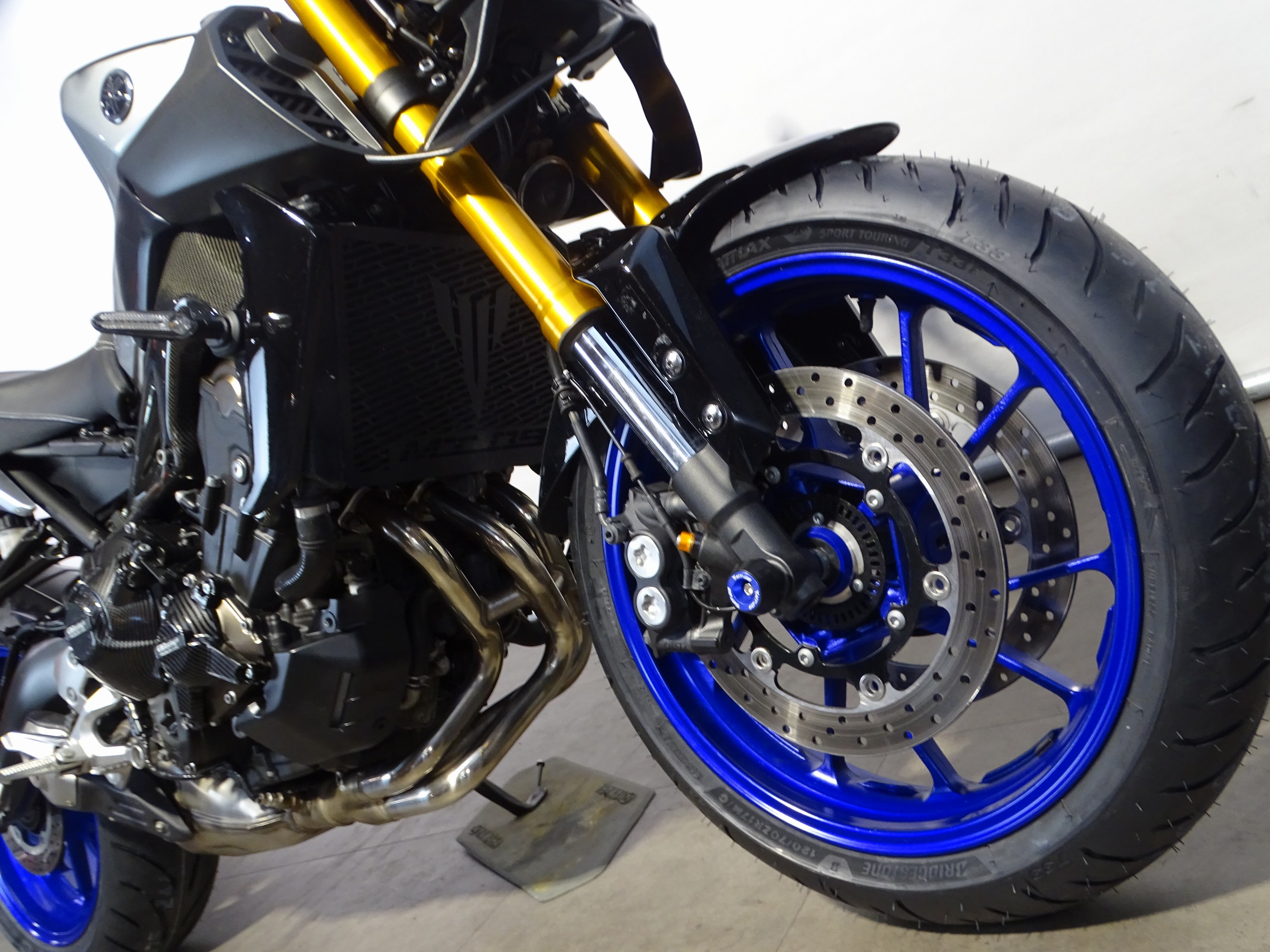 YAMAHA MT-09 SP