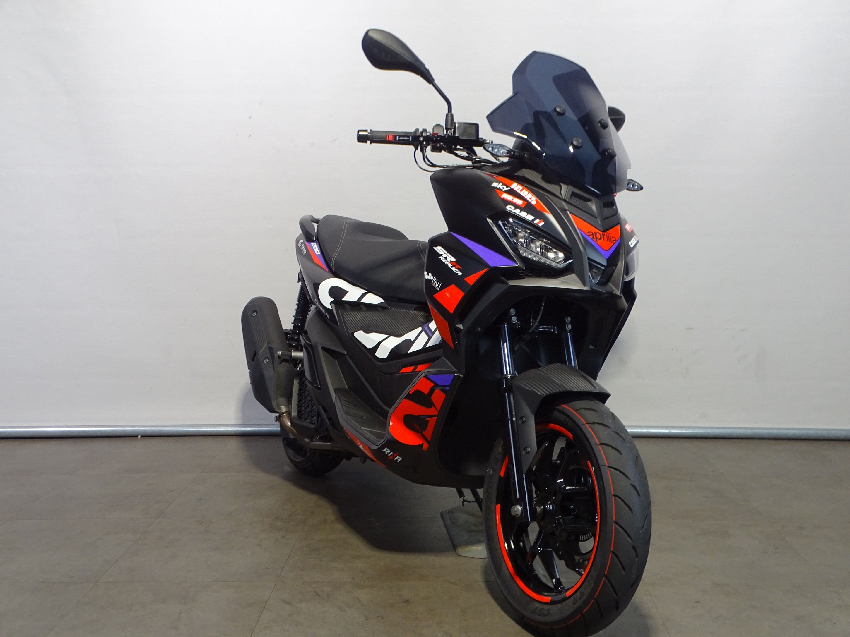 APRILIA SR GT 200 REPLICA