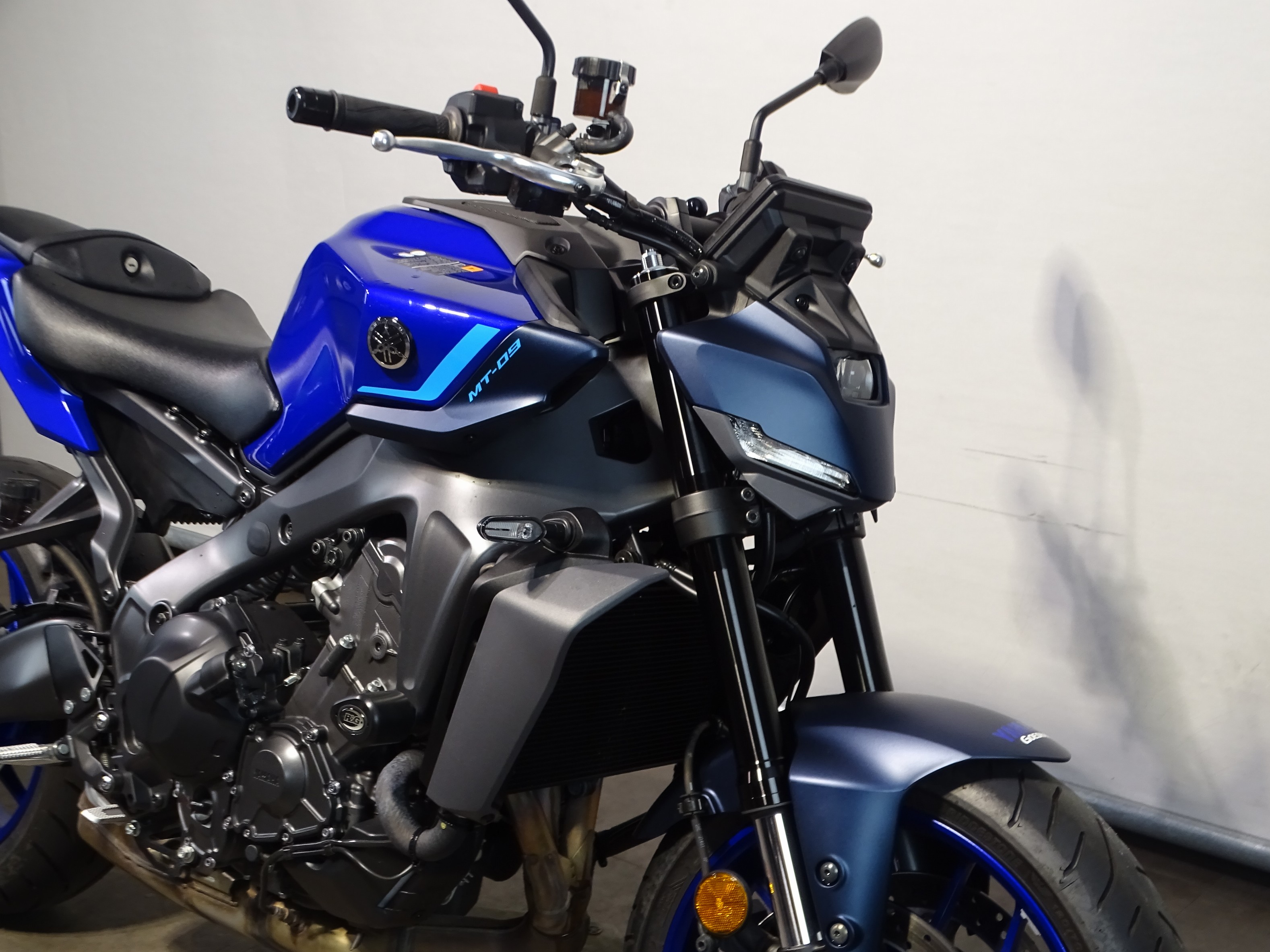 YAMAHA MT-09