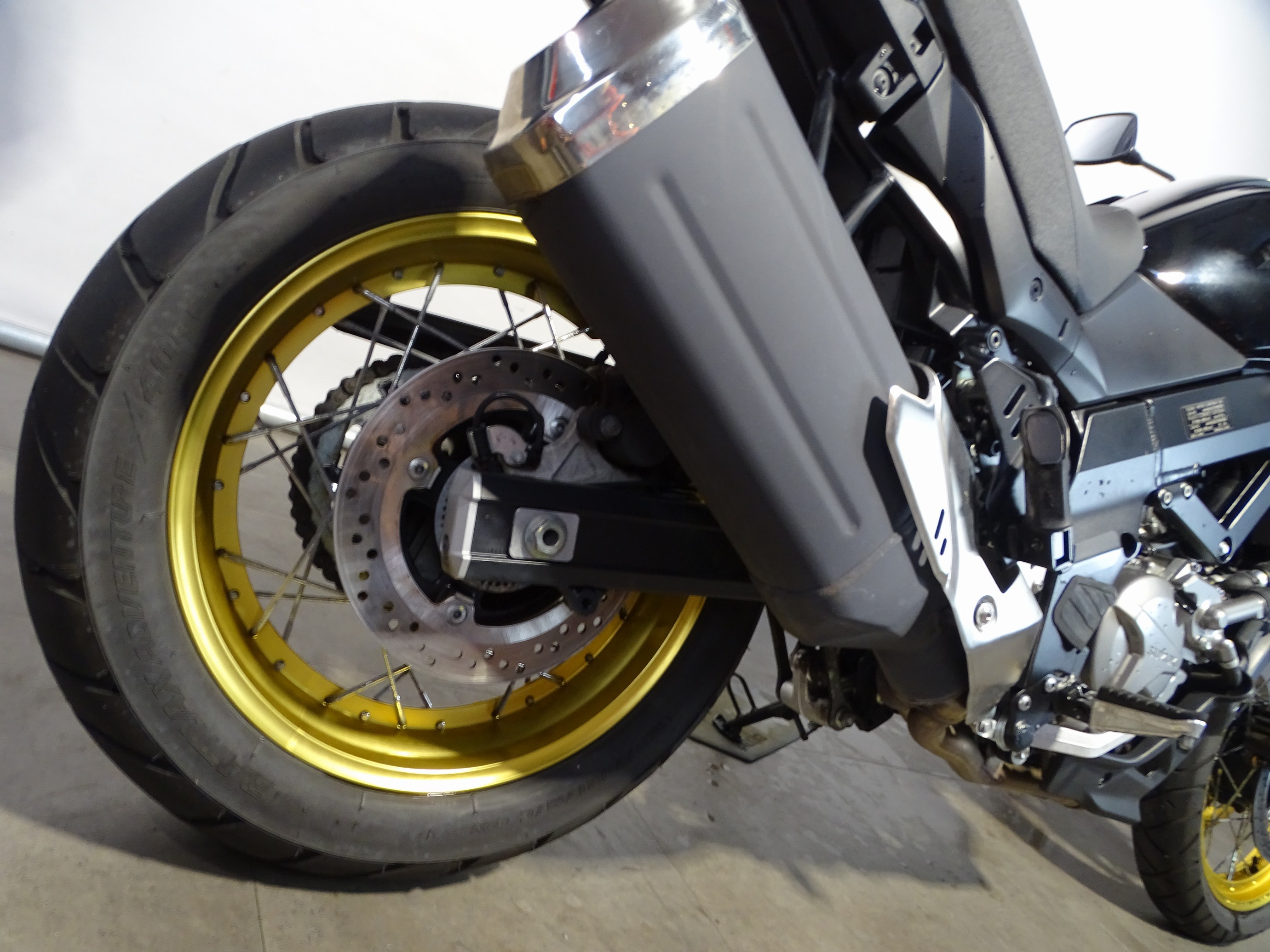 SUZUKI DL 650 XTA