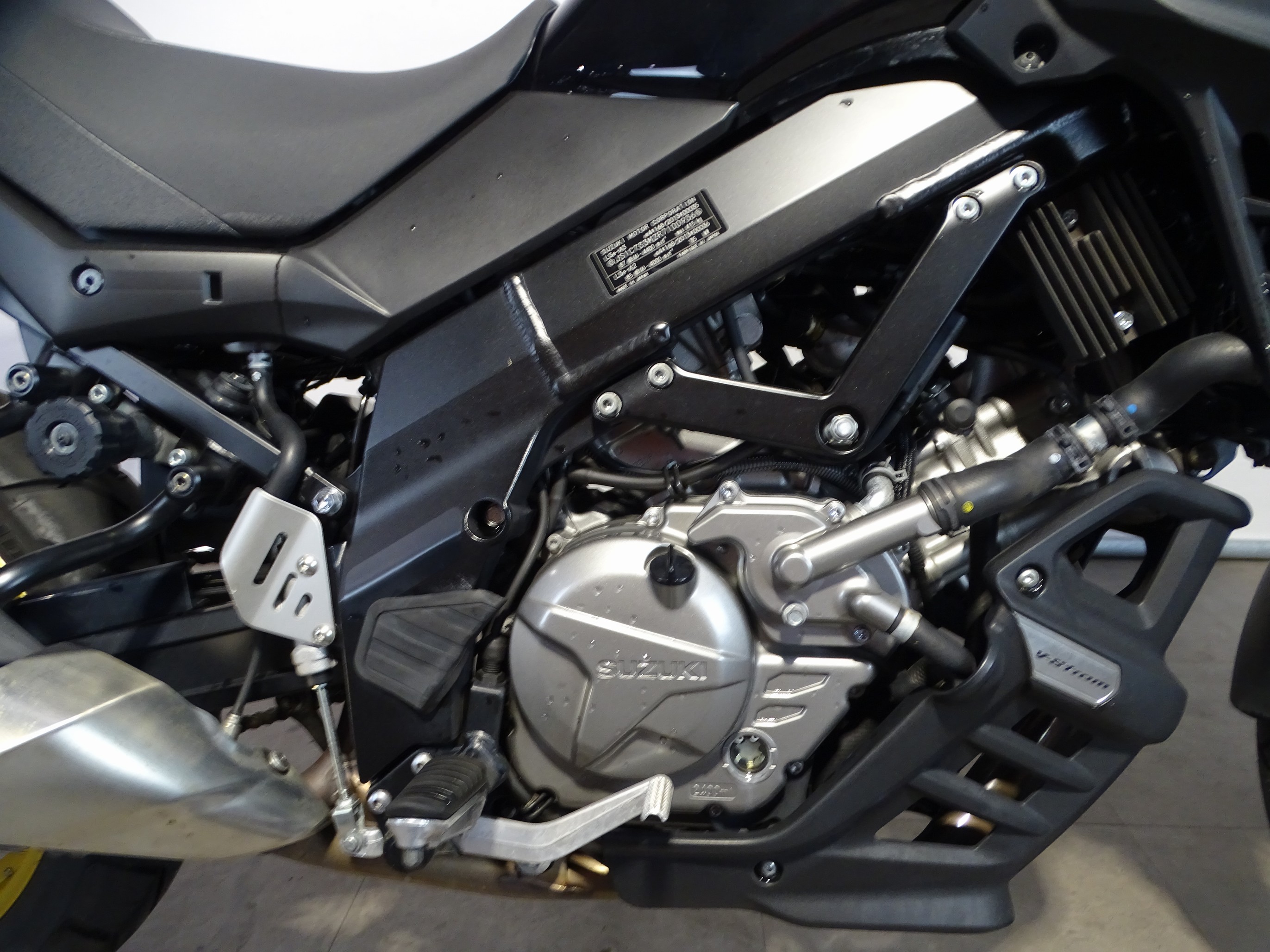 SUZUKI DL 650 XTA