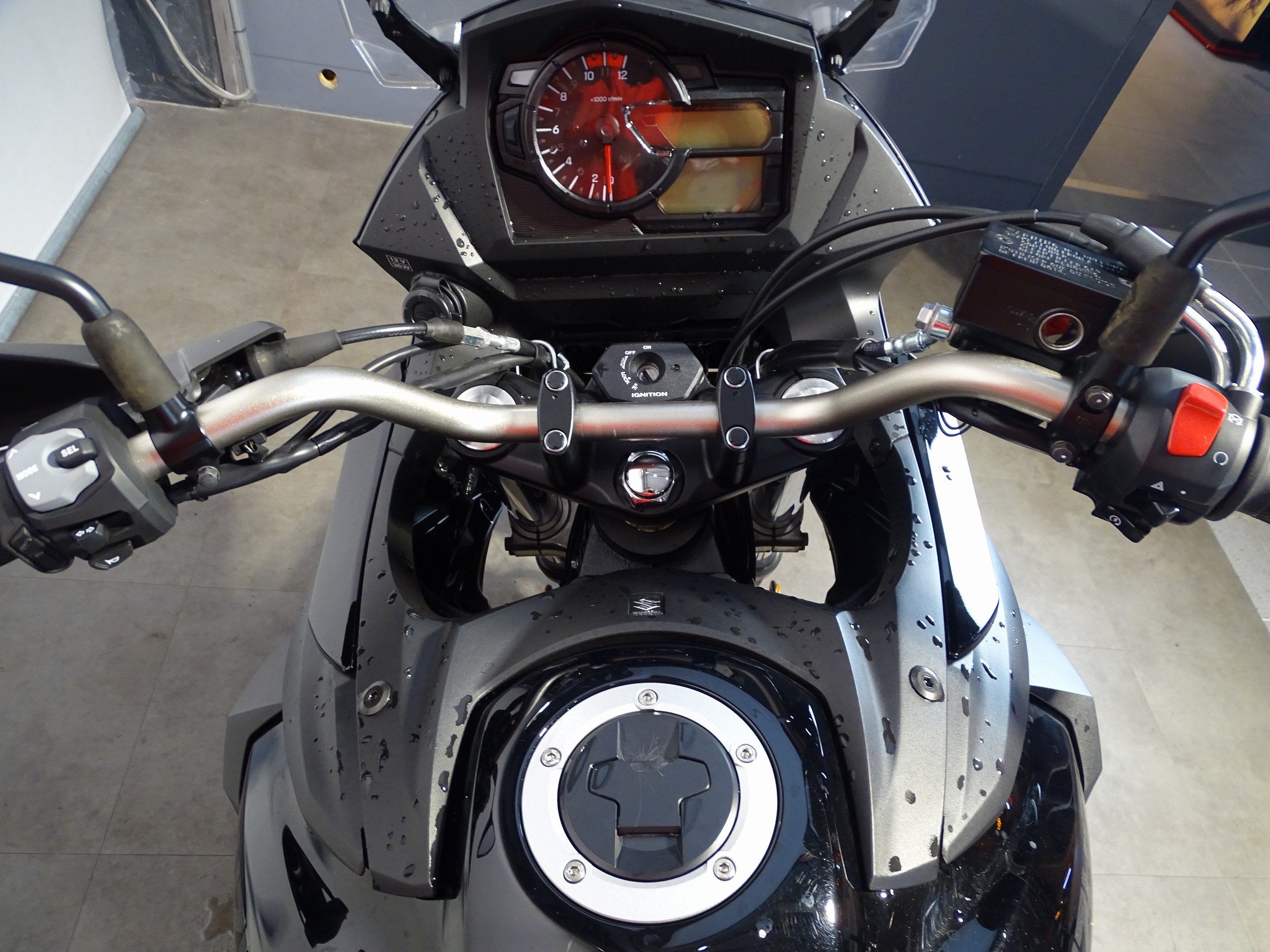 SUZUKI DL 650 XTA