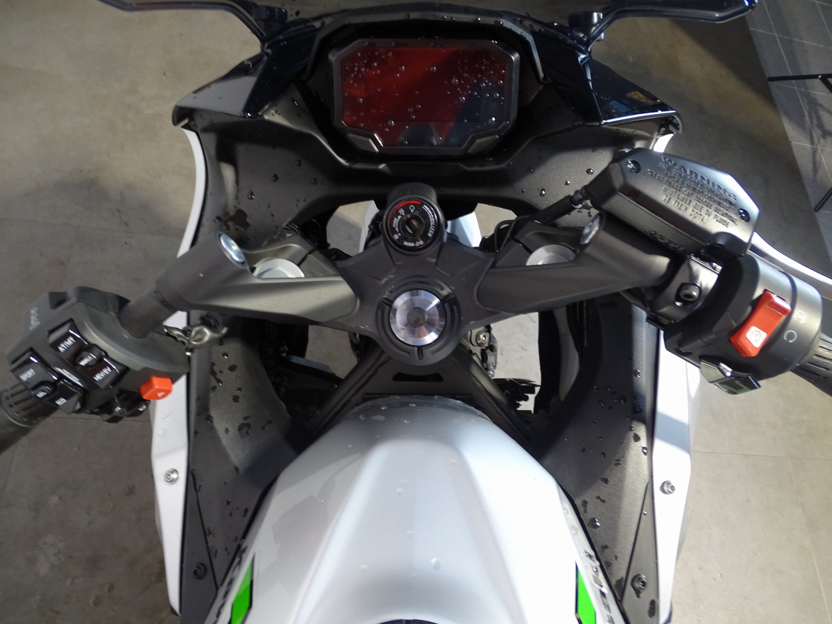 KAWASAKI NINJA 7 HYBRID