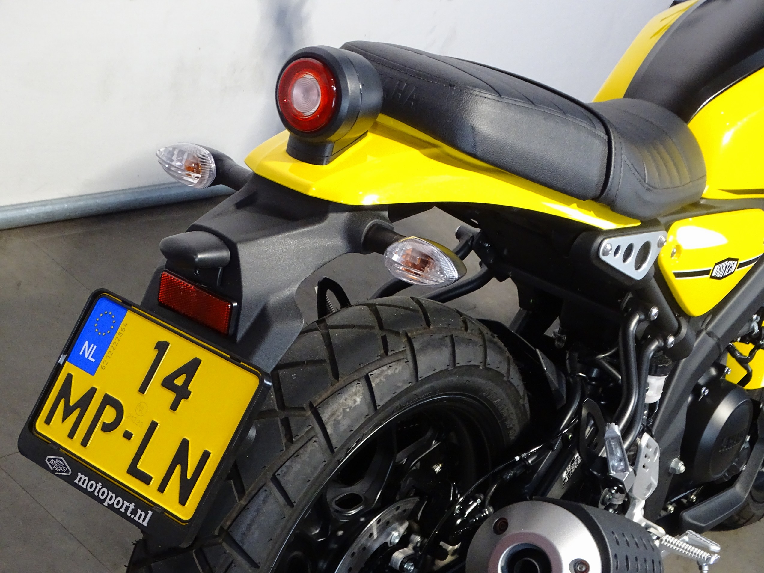 YAMAHA XSR 125