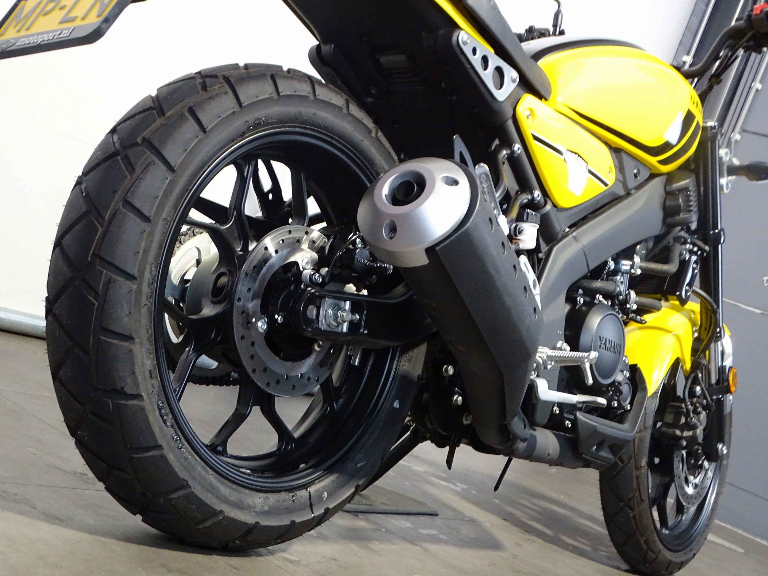 YAMAHA XSR 125