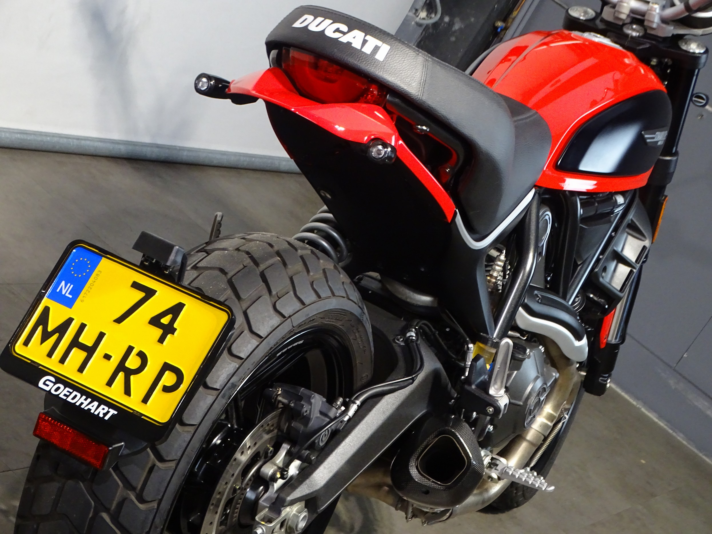 DUCATI SCRAMBLER ICON