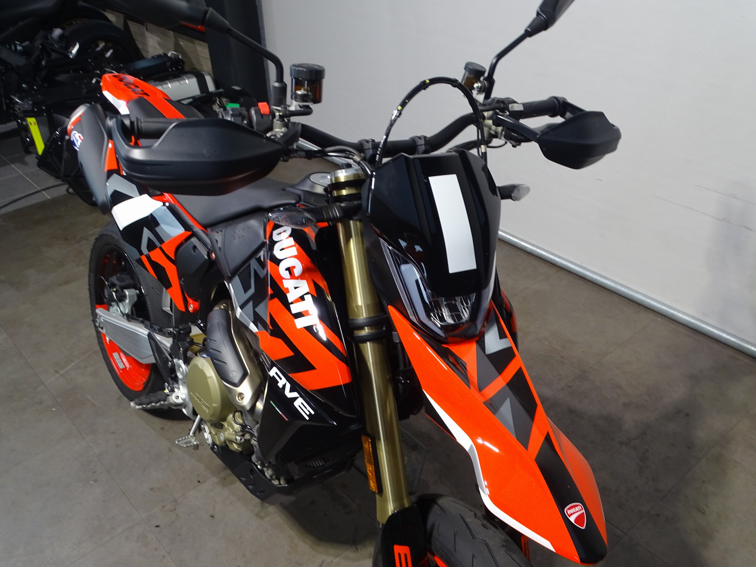 DUCATI HYPERMOTARD 698 MONO RVE