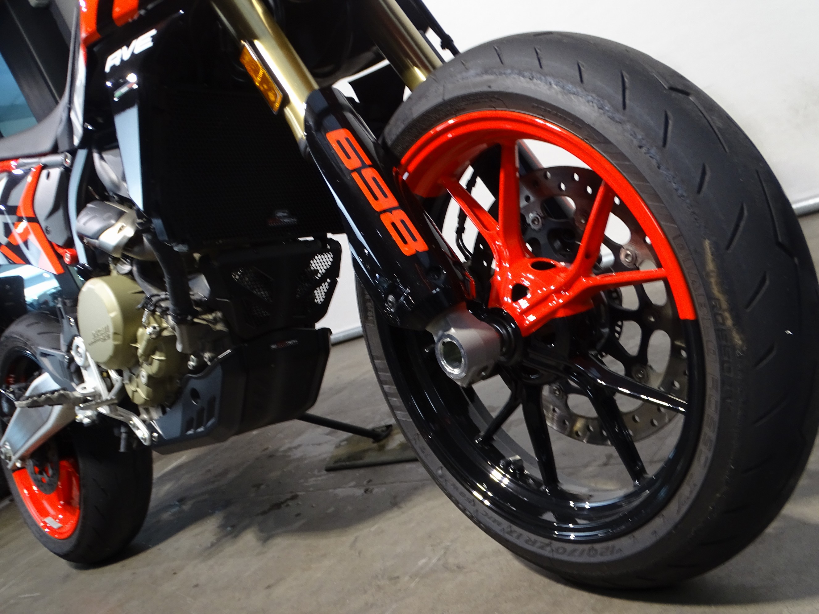 DUCATI HYPERMOTARD 698 MONO RVE