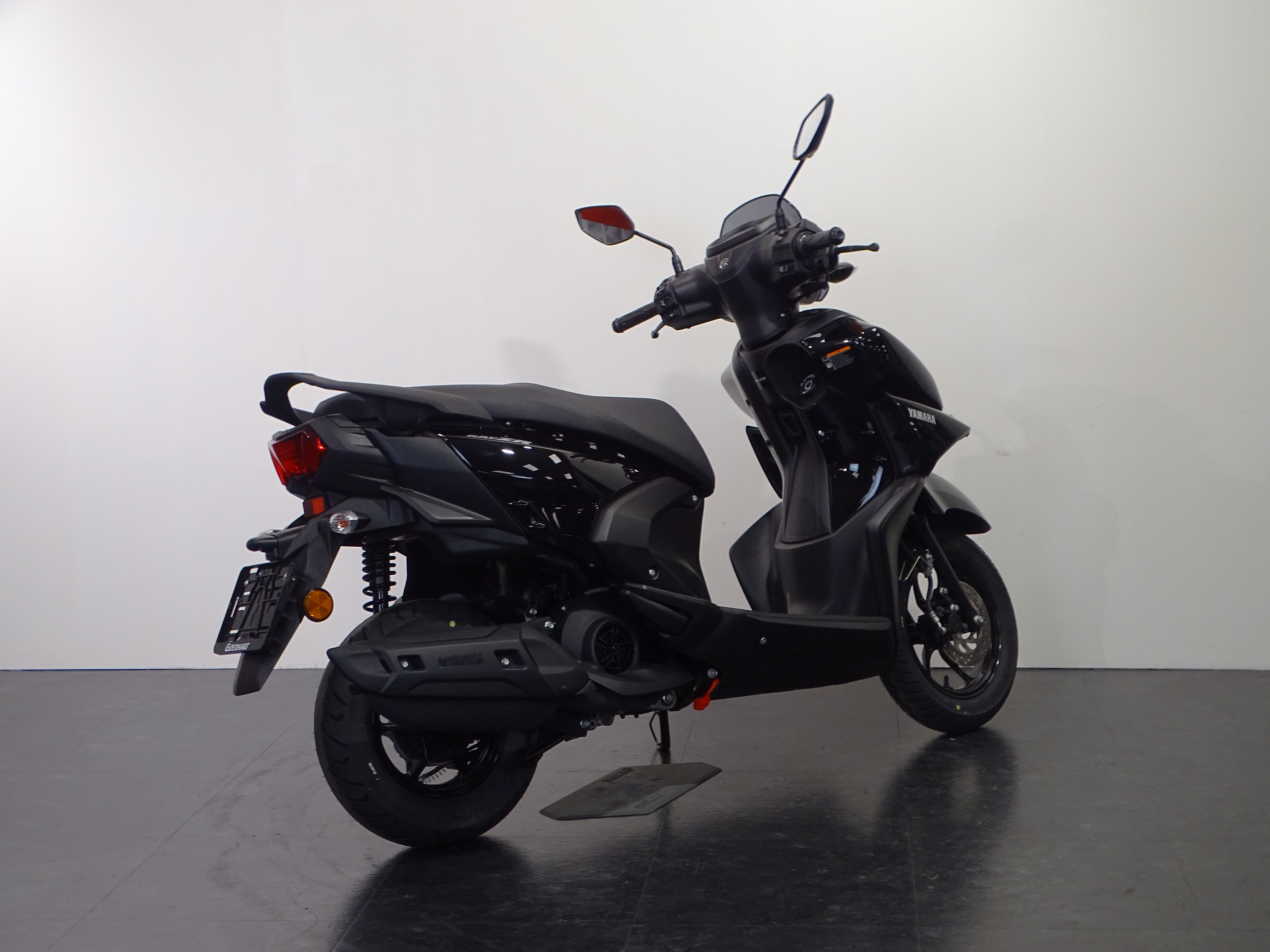 YAMAHA RAYZR