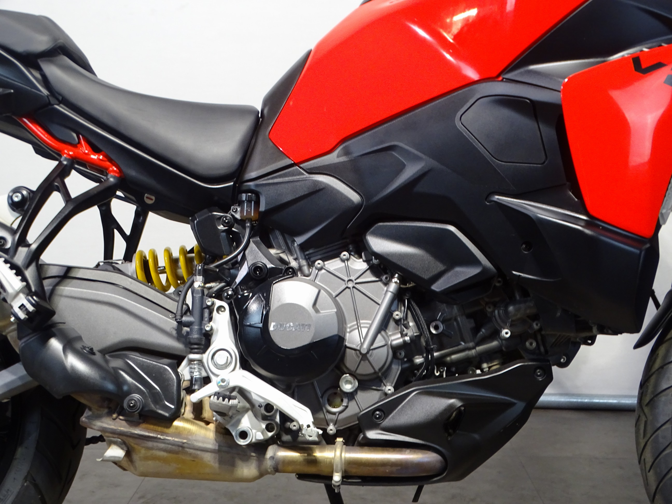 DUCATI MULTISTRADA V2 S