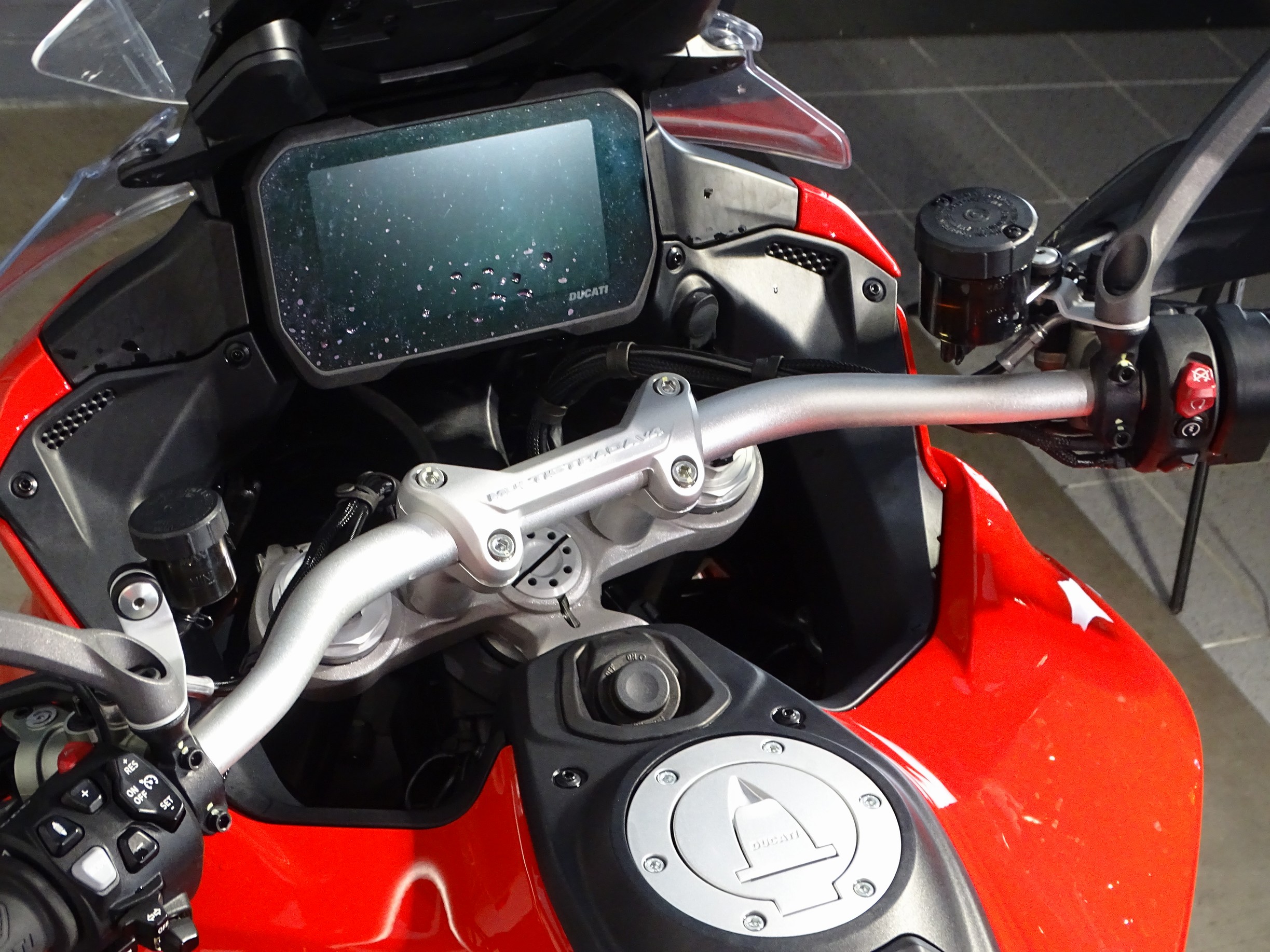 DUCATI MULTISTRADA V4 S RADAR