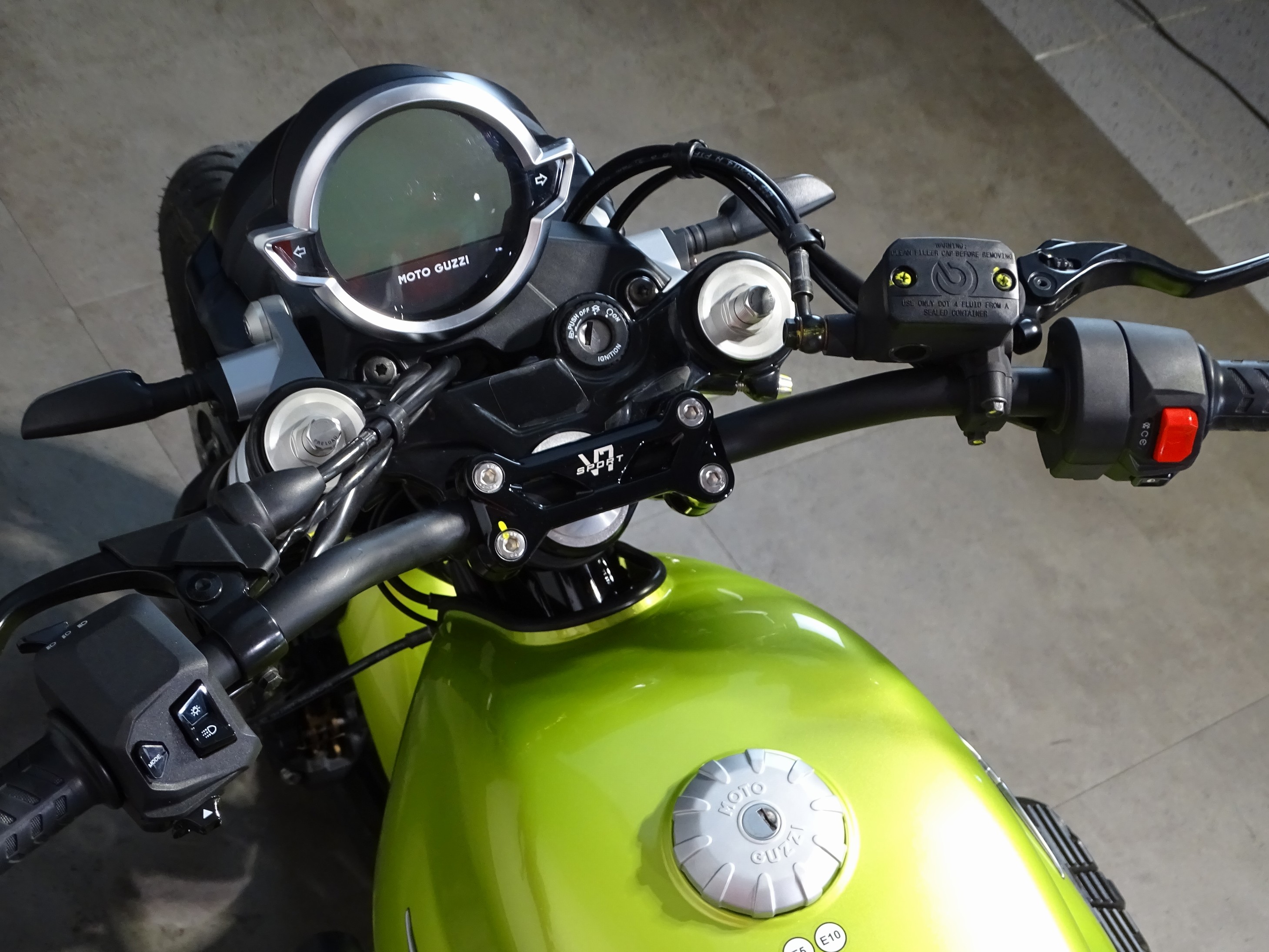 MOTO GUZZI V 7 SPORT