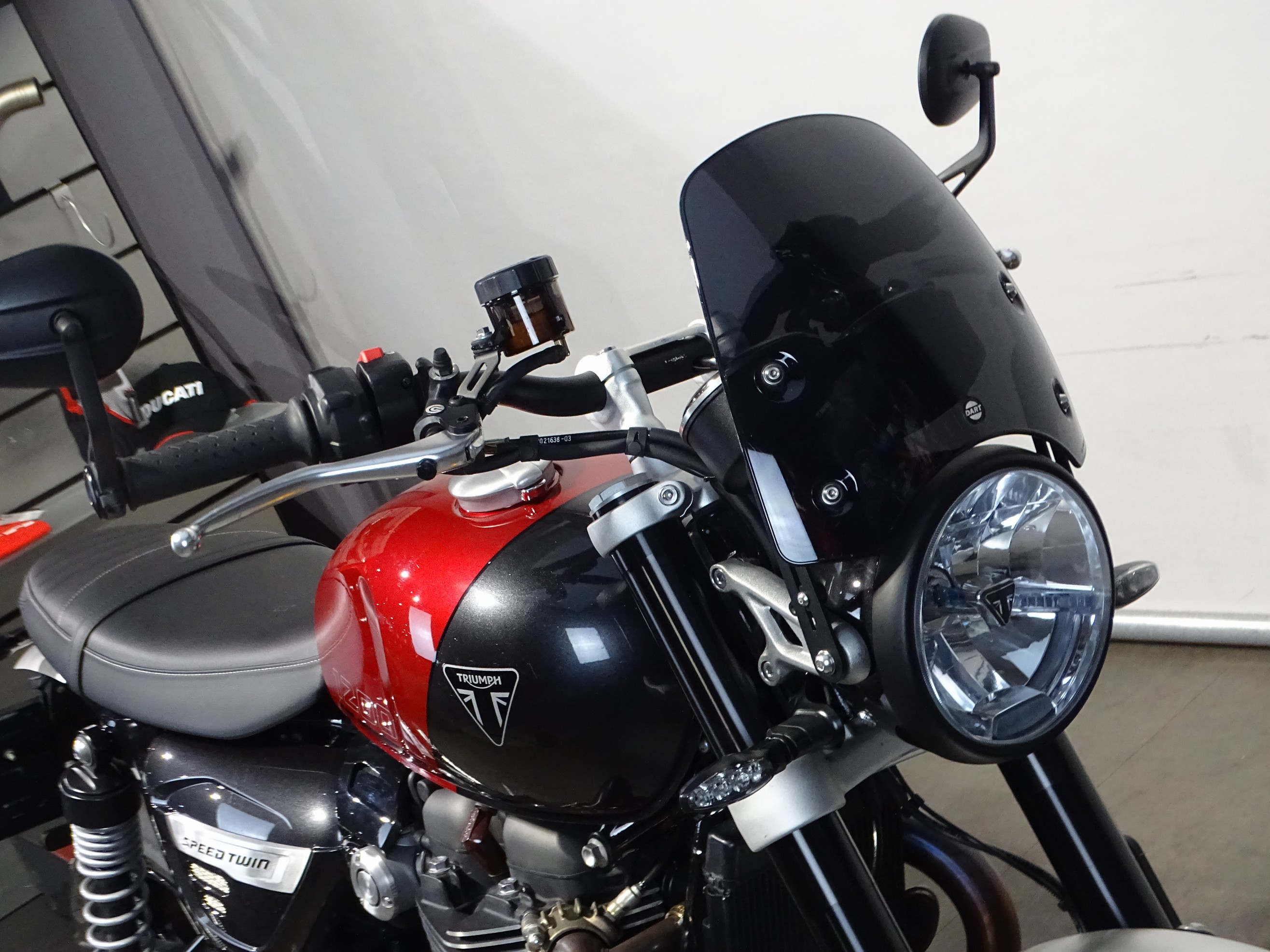 TRIUMPH SPEED TWIN 1200