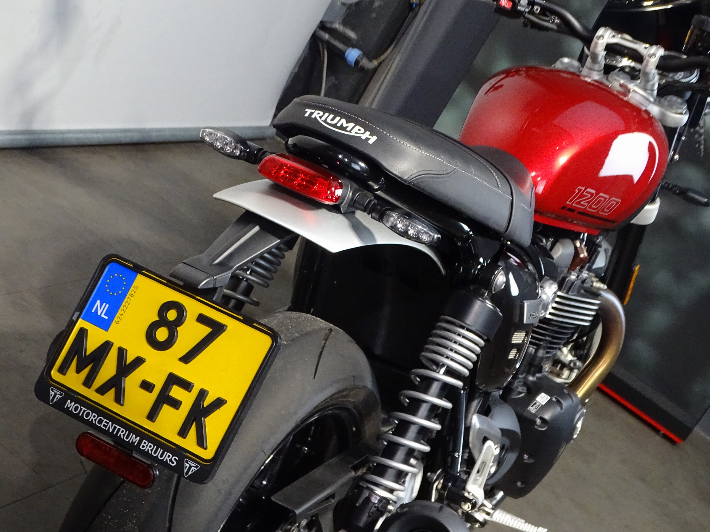 TRIUMPH SPEED TWIN 1200