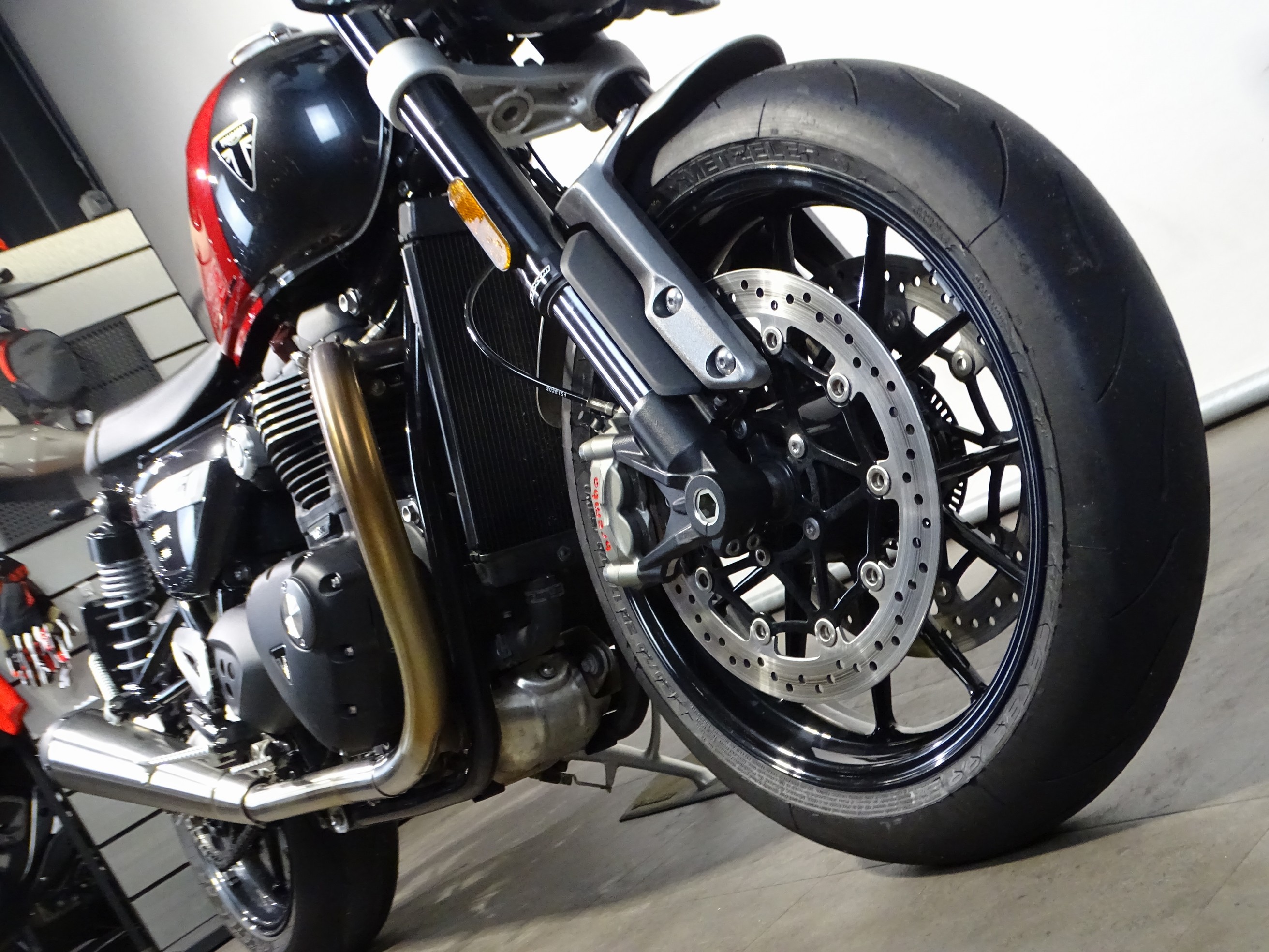 TRIUMPH SPEED TWIN 1200