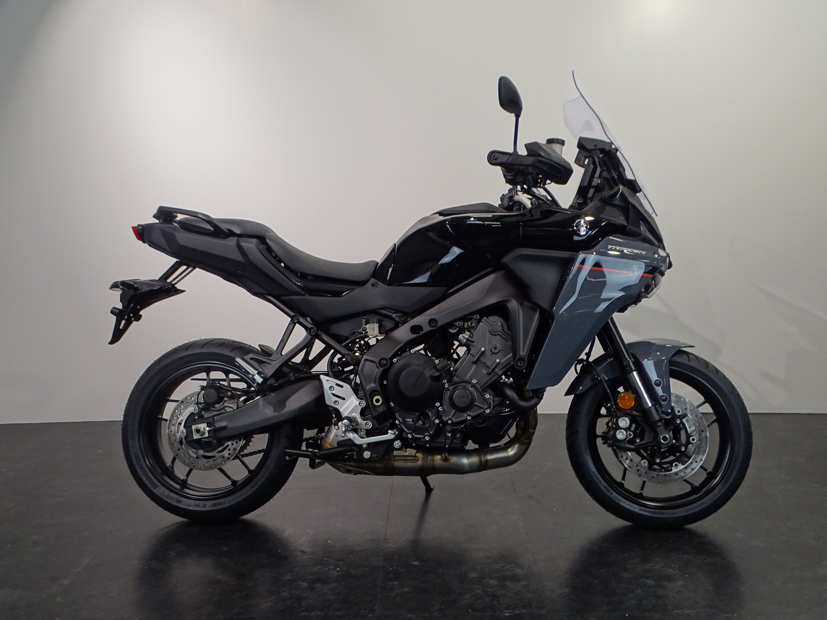 YAMAHA TRACER 9