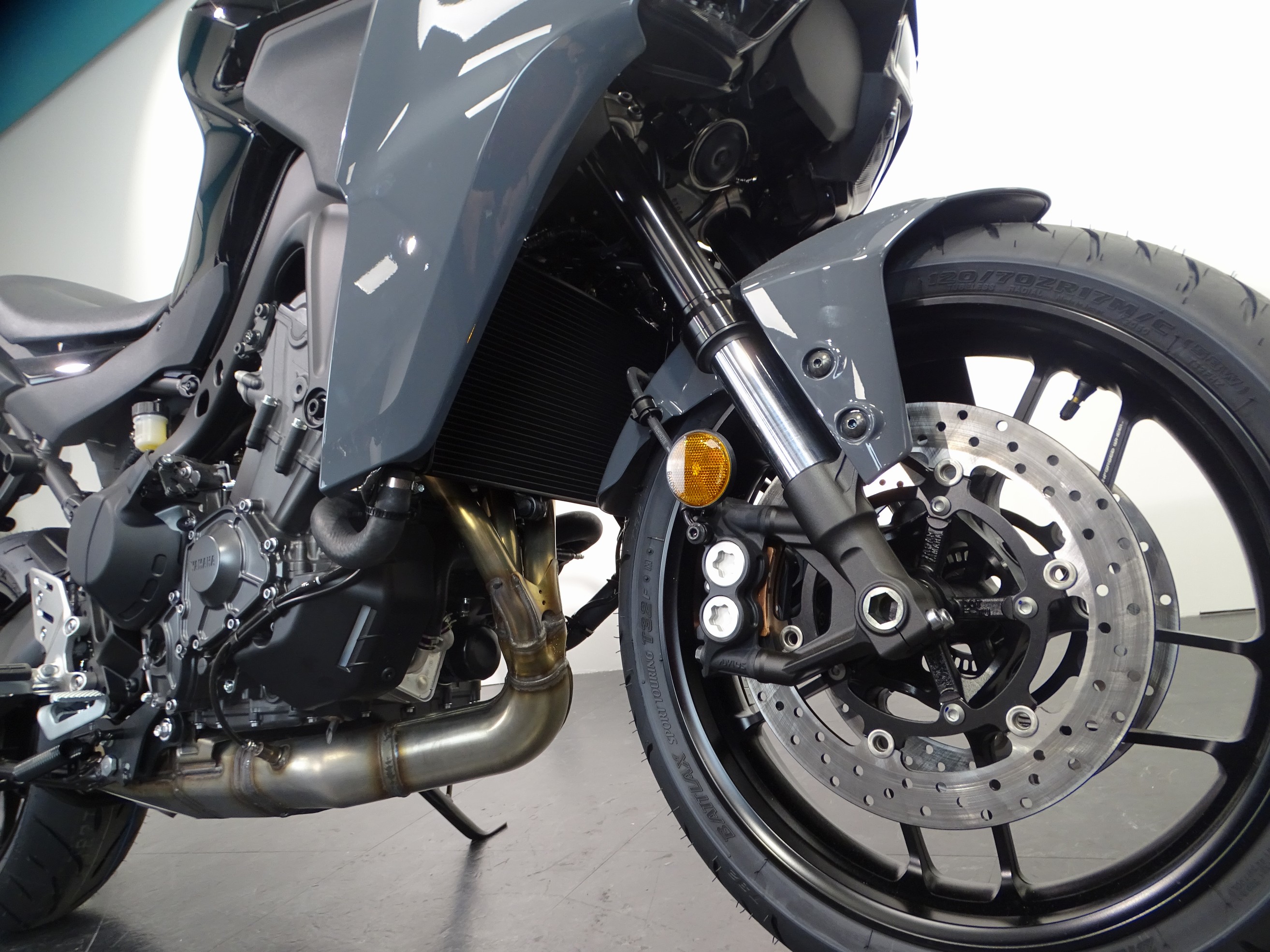 YAMAHA TRACER 9