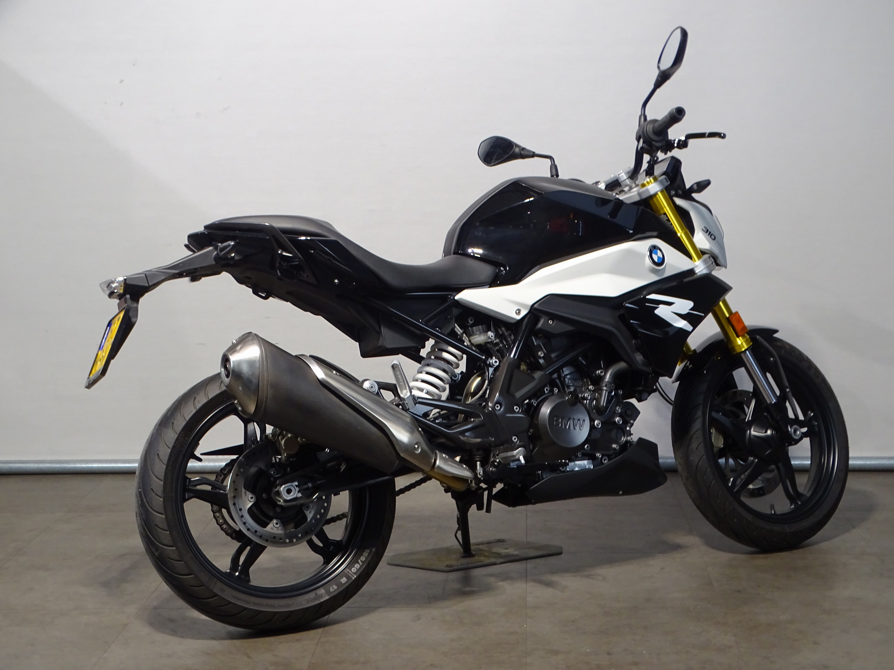 BMW G 310 R